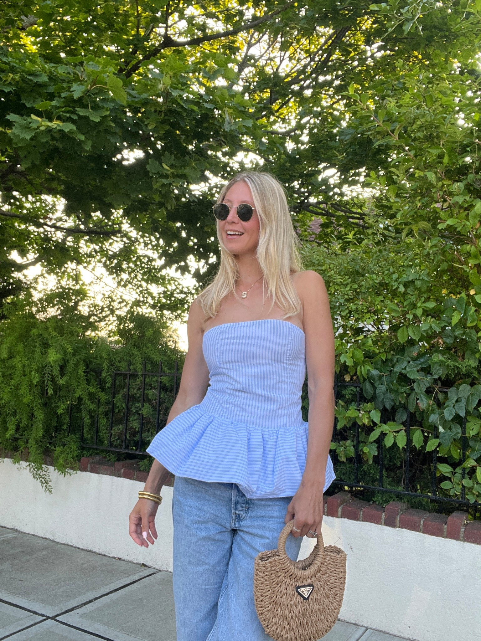 pretty little thing date night outfit 