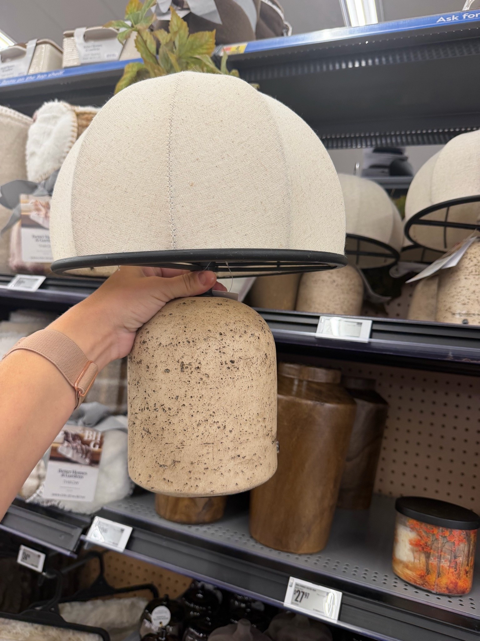 Cutest side table ceramic lamps! Perfect for cozy fall days!

#LTKdayinmylife #LTKHome #LTKgrwm
