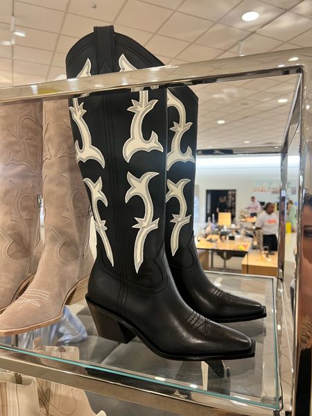 The best FUN boot of the Nordstrom sale!
Available in ivory, taupe, or black — but this pattern is a cowgirl’s dream! Perfect for Rodeo, country concerts, or just because!



#LTKxNSale #LTKshoecrush #LTKFind