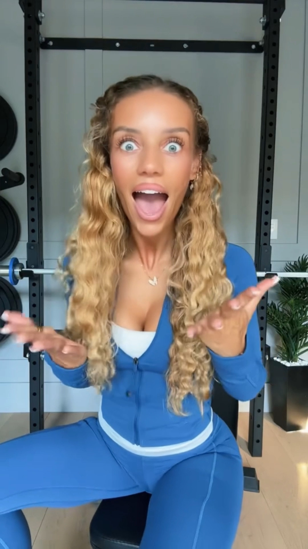 Full outfit and gym set linked 