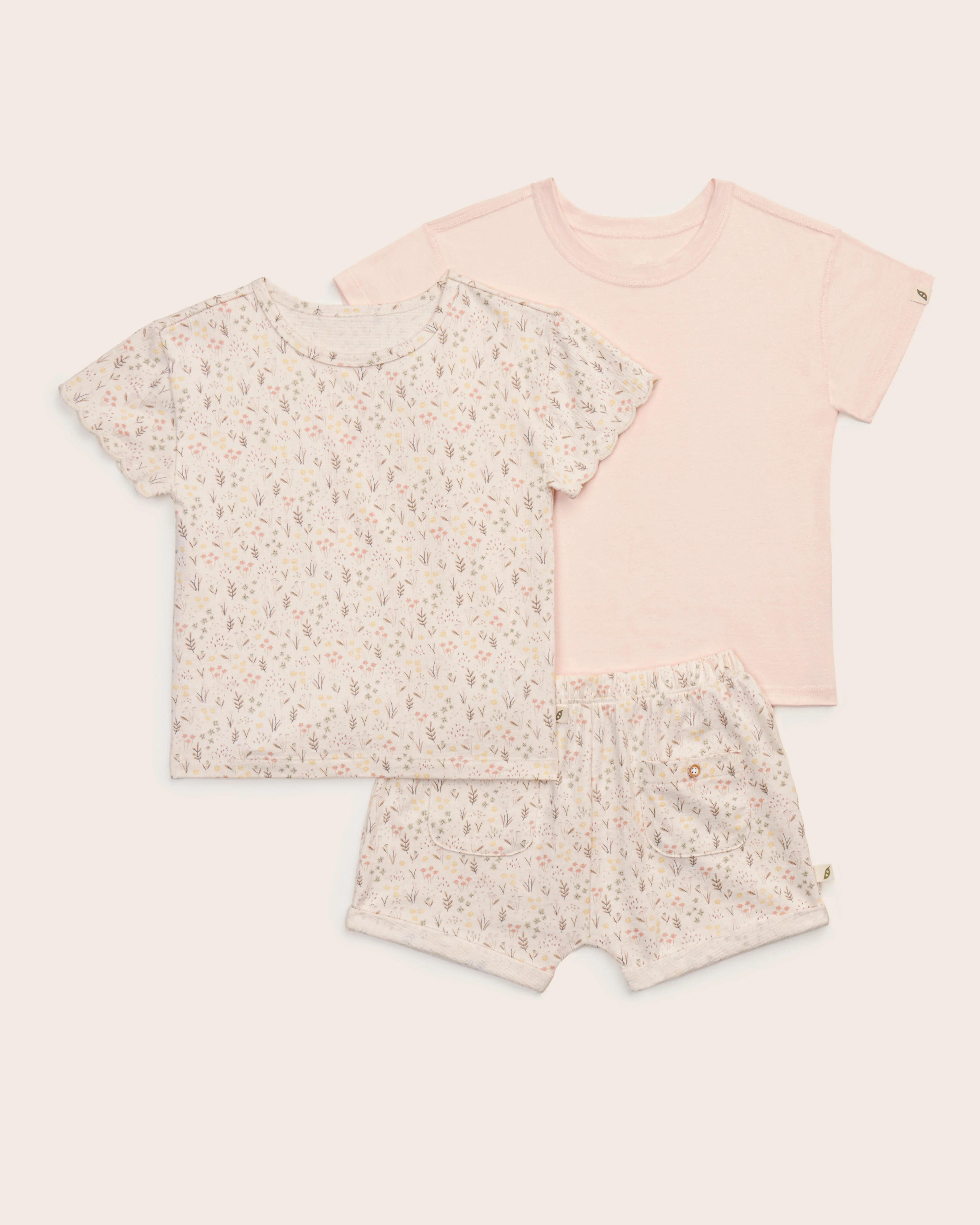 3-Piece Scalloped Sleeve and T-Shirt Set | easy-peasy