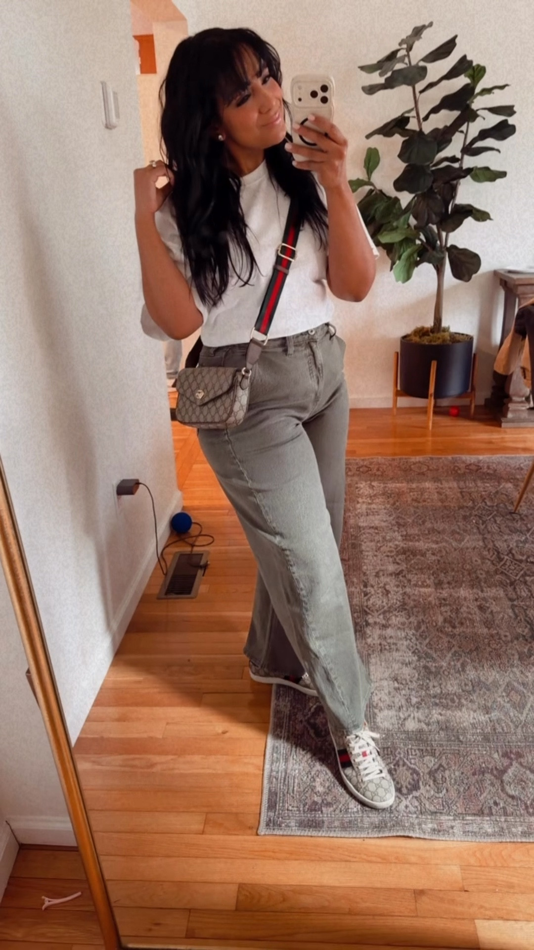 Sunday OOTD ⚡️💭🥥 love my high rise barrel jeans from @abercrombie wearing the curve size 29 regular  #abercrombie #barreljeans #highrise

#LTKgrwm #LTKootd #LTKdayinmylife