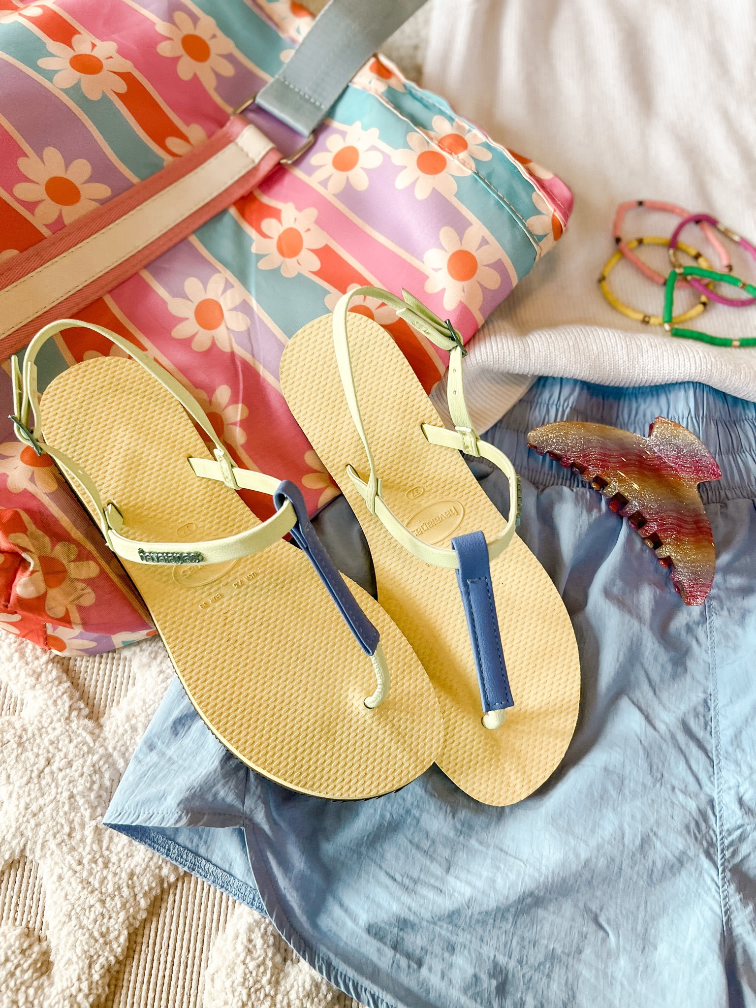 Absolutely love these sandals runs tts. These are so versatile and great for travel. 