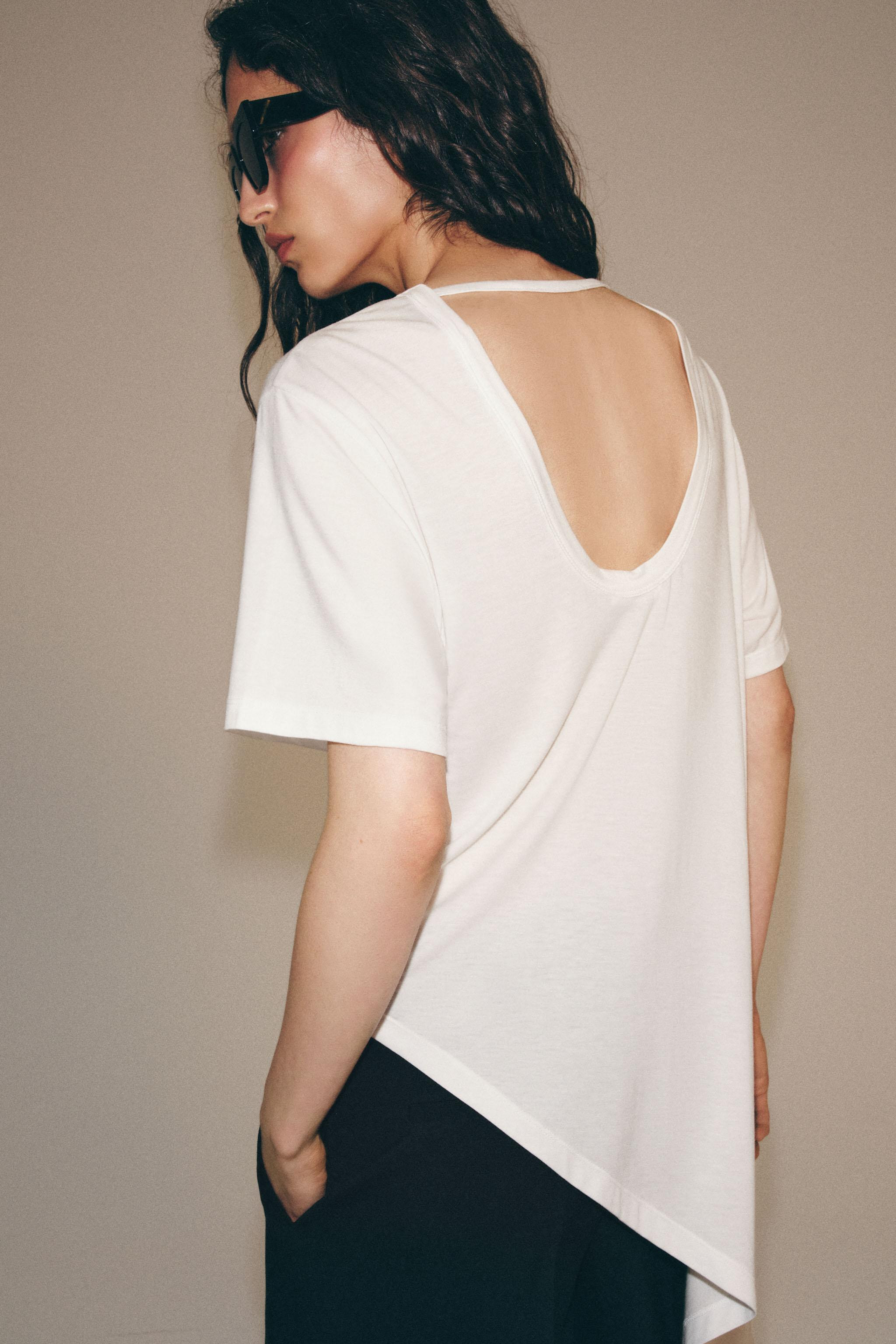 ASYMMETRIC SHORT SLEEVE TOP | Zara US