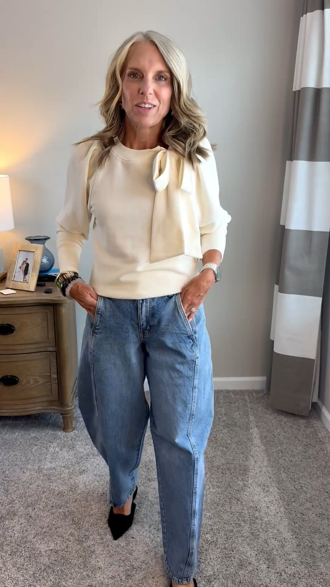 Stop it Walmart…you’re killing me. These are so GOOD. Wearing XS top and 0 jeans. These are some of the cutest barrel jeans I’ve tried on.