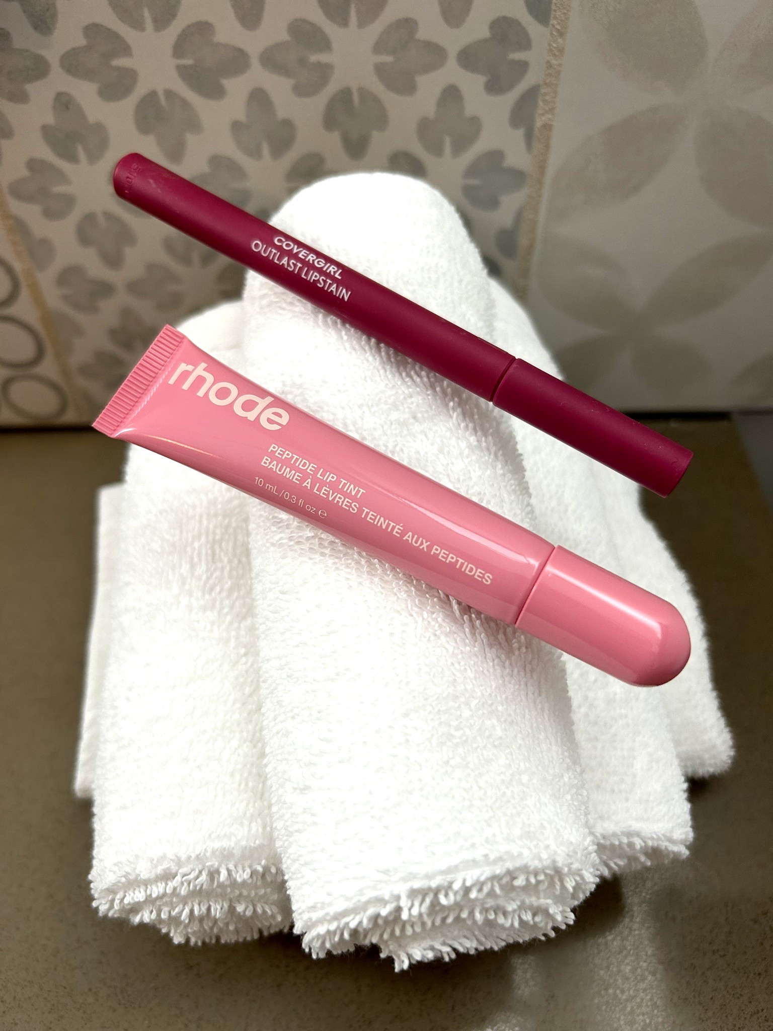 Lip combo
Rhode peptide lip tint in ribbon 
Cover girl outlast lip stain in jazzberry
Valentine’s Day gifts
Beauty gifts 
Lippie 
Makeup 
GRWM 
Get ready with me 


#LTKGiftGuide #LTKBeauty #LTKgrwm