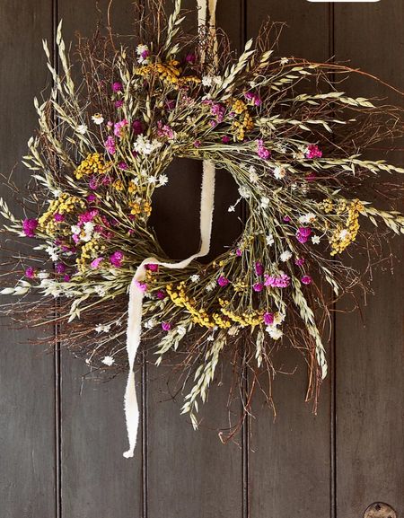 Welcome the season with a stunning blend of dried and preserved quail brush twigs, avena oats, tansy, sinuata statice, globe amaranth, and ammobium daisies. This full, natural wreath is a perfect addition to your indoor decor or a covered outdoor space, bringing a touch of nature's beauty to your home.

Add a touch of spring to your home with this beautiful, natural wreath! 

#SpringDecor #NaturalWreath #HomeDecor #HandmadeInUSA #SeasonalBeauty

#LTKSeasonal #LTKGiftGuide #LTKHome