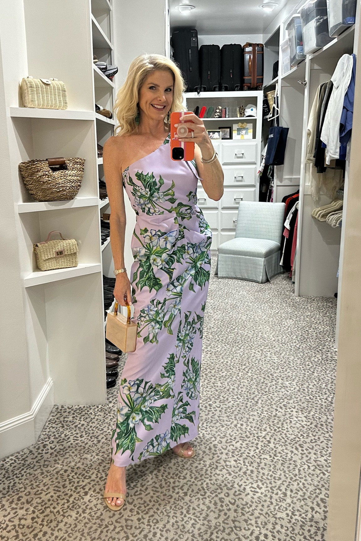 The most beautiful dress fir a black-tie event. Perfect for a wedding guest too!
Dress - 6


#LTKwedding #LTKstyletip