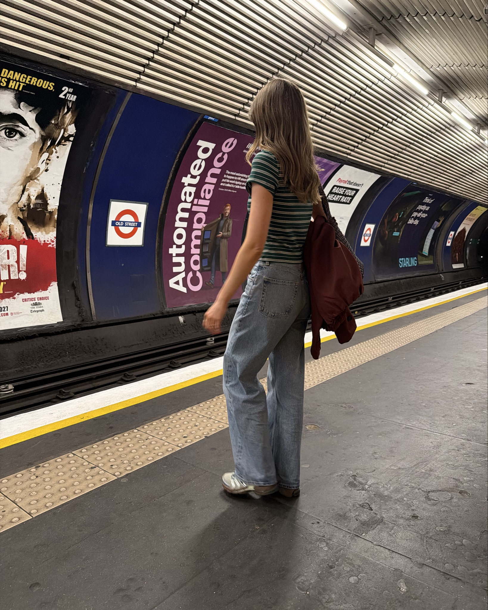 London marathon weekend in outfits
Small in the Uniqlo striped t-shirt
Citizens of humanity Ayla jeans
Adidas adistar control 5 trainers
Dune bag

Small in the Uniqlo long sleeve white t-shirt
