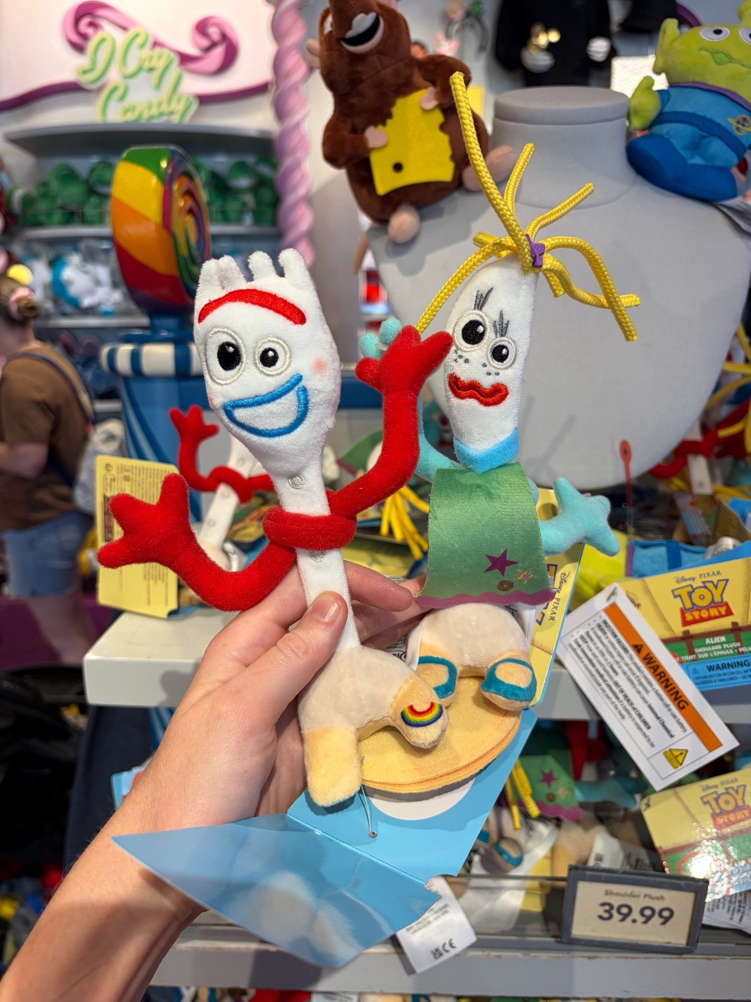 Forky and Karen shoulder pals 🍴

#LTKTravel #LTKSeasonal