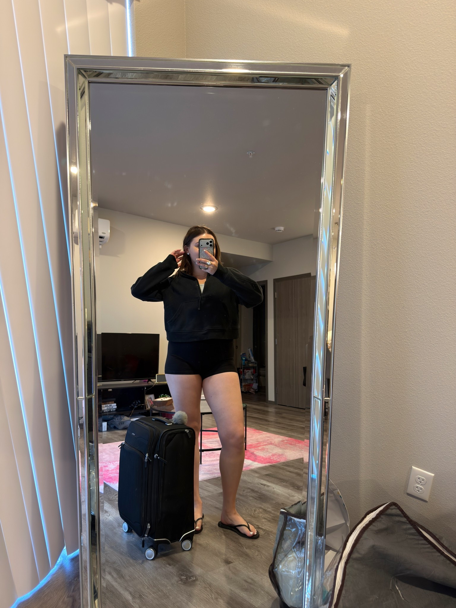Travel outfit for Chelan!! Just got these shorts from @Aerie and they are SO comfy 🤭

I’m wearing a size 8 sweatshirt, M tank and size L shorts with size 9 sandals

#LTKootd #LTKTravel #LTKMidsize