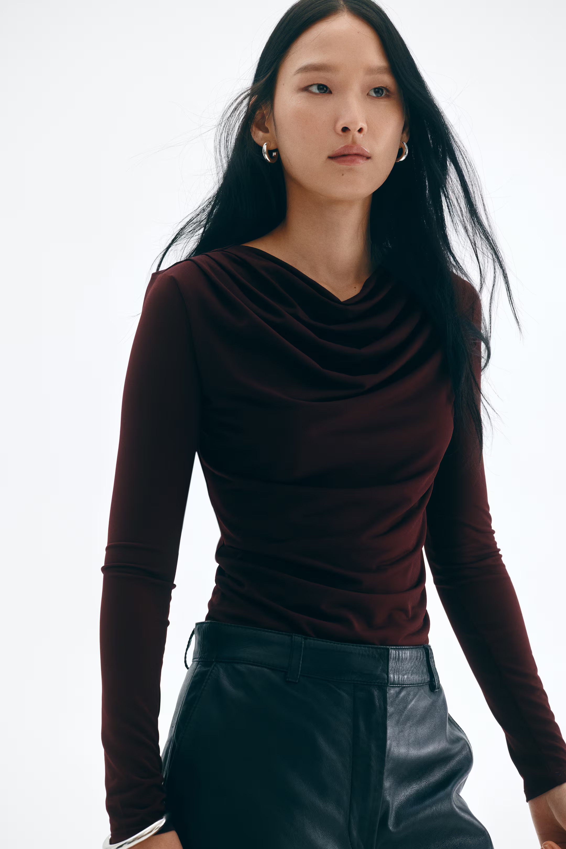 Cowl-neck top | H&M (UK, MY, IN, SG, PH, TW, HK)