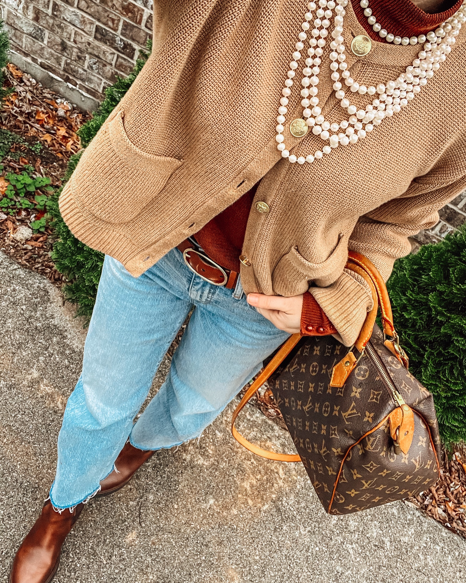 Classy classic preppy Thanksgiving outfit wide leg denim jcrew Sezane pearls

#LTKCyberWeek #LTKSeasonal #LTKHoliday