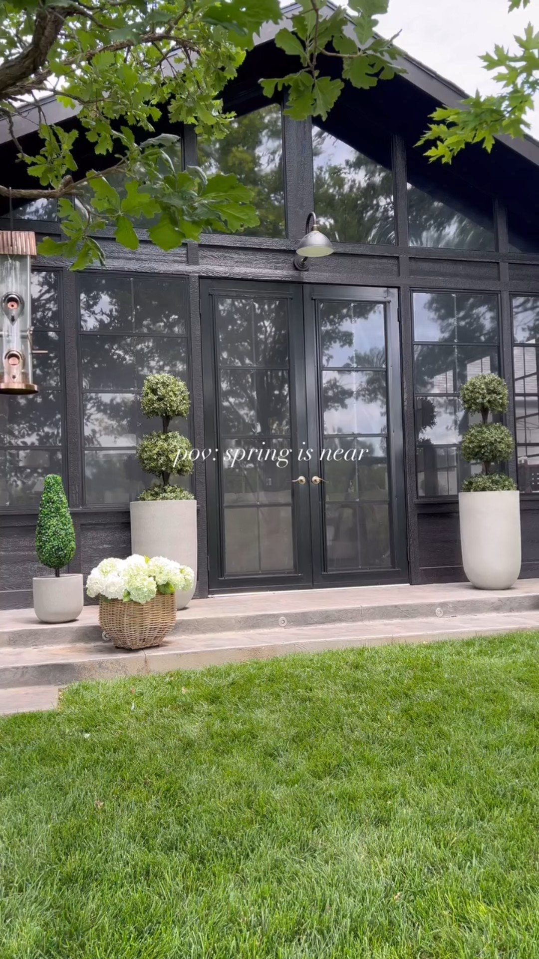 Cottage outdoor inspo 

#LTKStyleTip #LTKHome