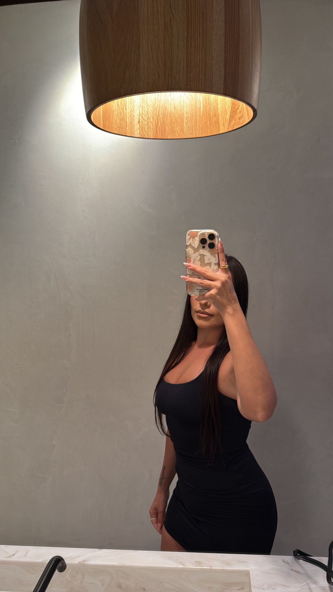 Little black dress
Size 4

#LTKFindsUnder100 #LTKPetite #LTKParties