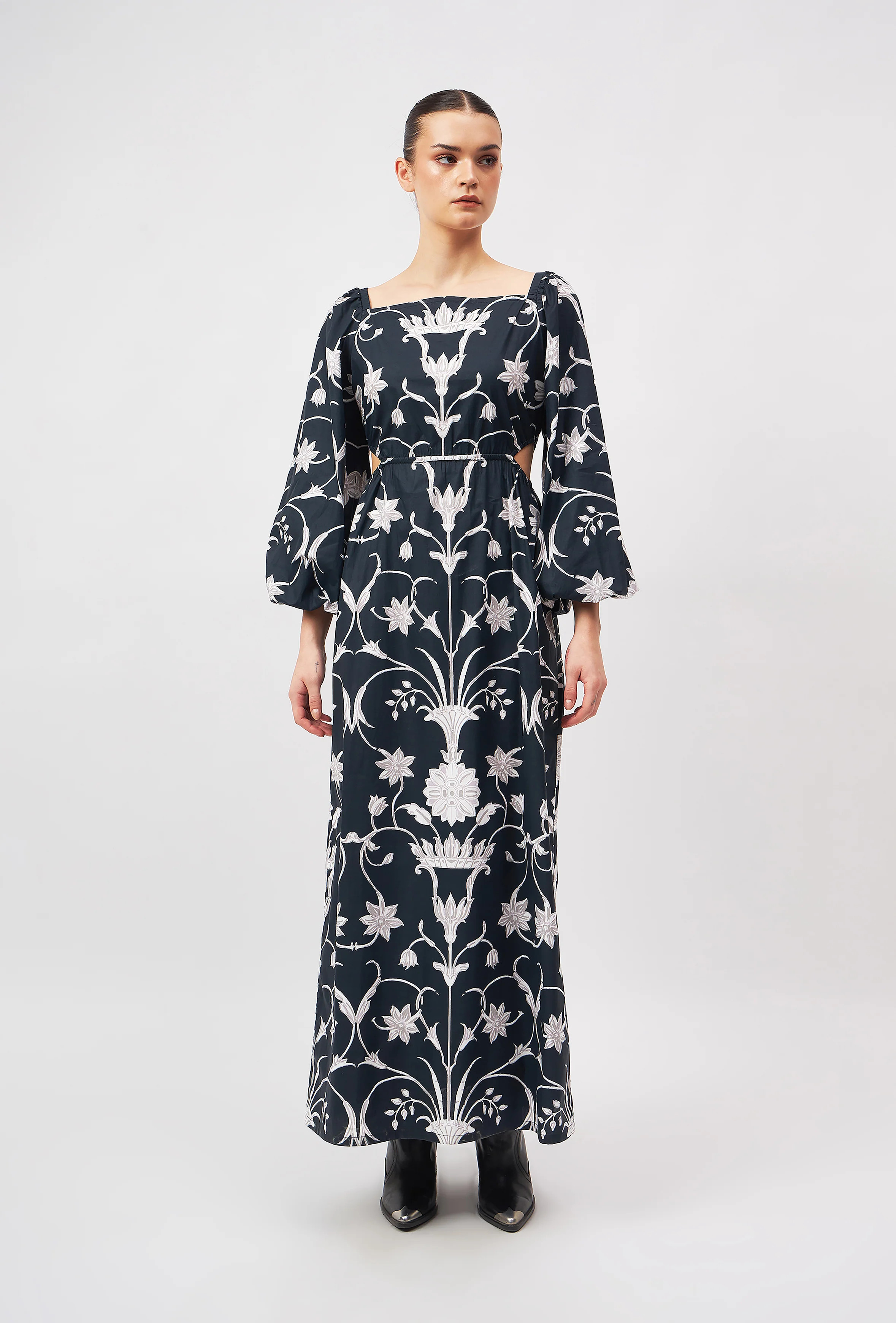 1496 Avery | Beyond By Vera