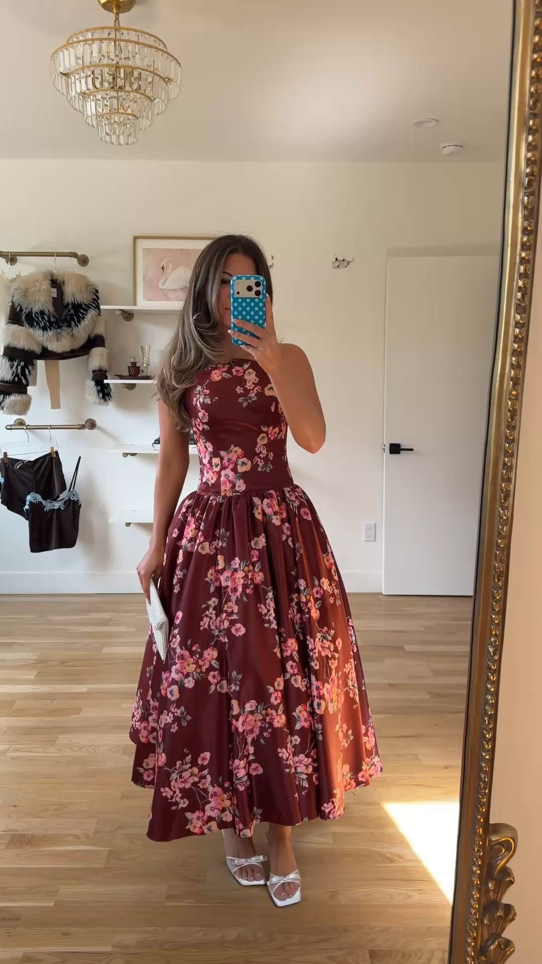 burgundy strapless satin midi dress with a pink floral print, drop waist, and full skirt wedding guest dress for fall and winter 🍂 

mac duggal: emerson10
lulus: emerson20 (first purchase) 

I'm 5'4 wearing my usual size small/2

Fall wedding guest dresses, wedding guest dresses, cocktail dresses, semi-formal dresses, black tie wedding guest dresses, destination wedding guest dresses, garden party dresses, wedding guest dresses