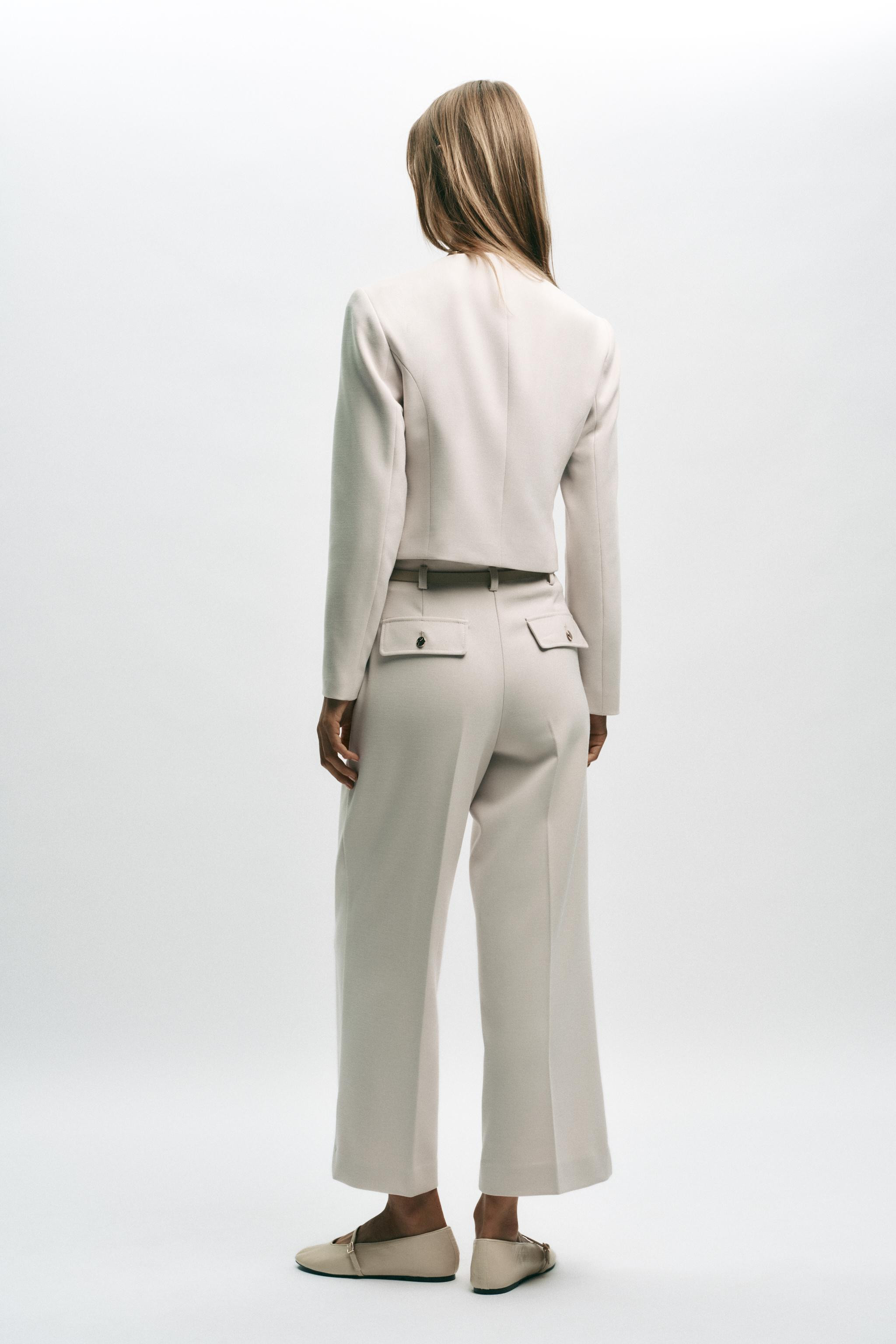 DOUBLE BREASTED SHORT BLAZER | Zara US