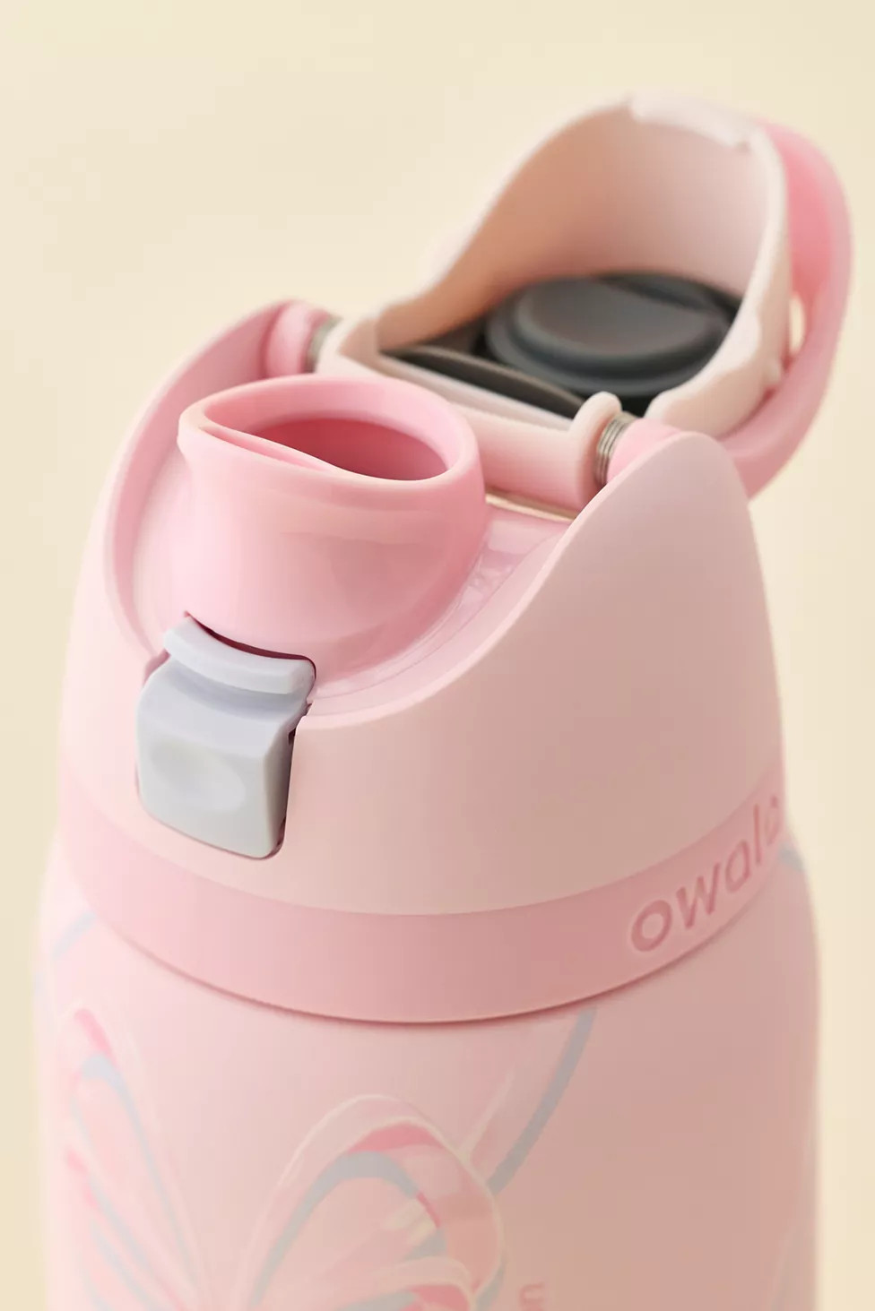 Owala FreeSip 32 oz Water Bottle | Urban Outfitters (US and RoW)