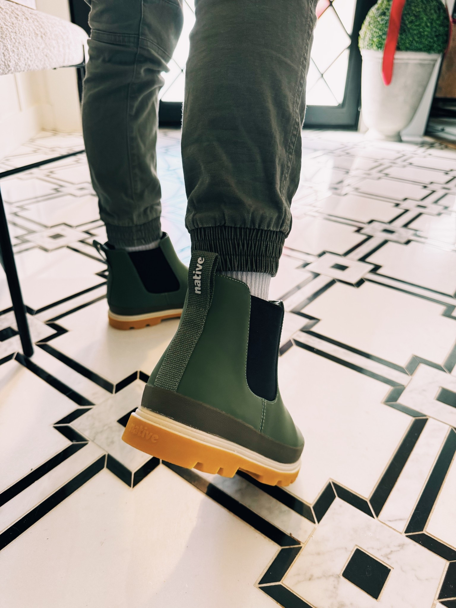 I can’t say enough great things about these shoes, they are my family’s go to for everything from school, working in the yard and playtime! They look modern, are durable and are washable for easy cleaning.  @nativeshoes #nativeshoespartner #livelightly


#LTKFamily #LTKShoeCrush #LTKGiftGuide