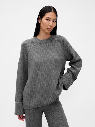 CashSoft Shaker-Stitch Boyfriend Sweater | Gap (CA)