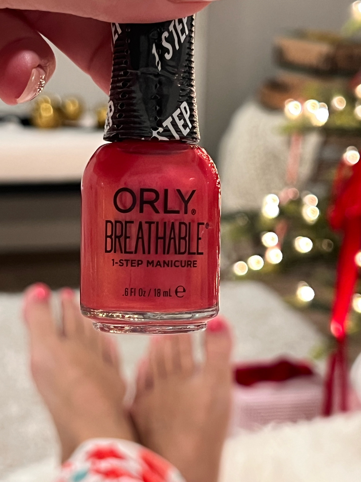 The PERFECT Holiday Red Polish, Holiday Makeup Ideas, Holiday Outfits, Red Nail Polish 

#LTKHoliday #LTKBeauty #LTKStyleTip