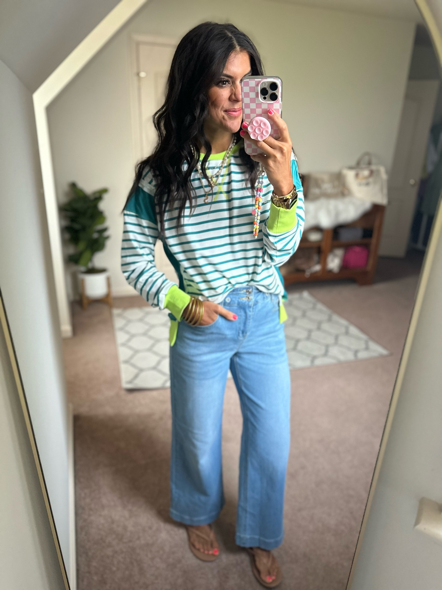 Size small in pullover and jeans 

#LTKSeasonal #LTKFindsUnder100 #LTKStyleTip