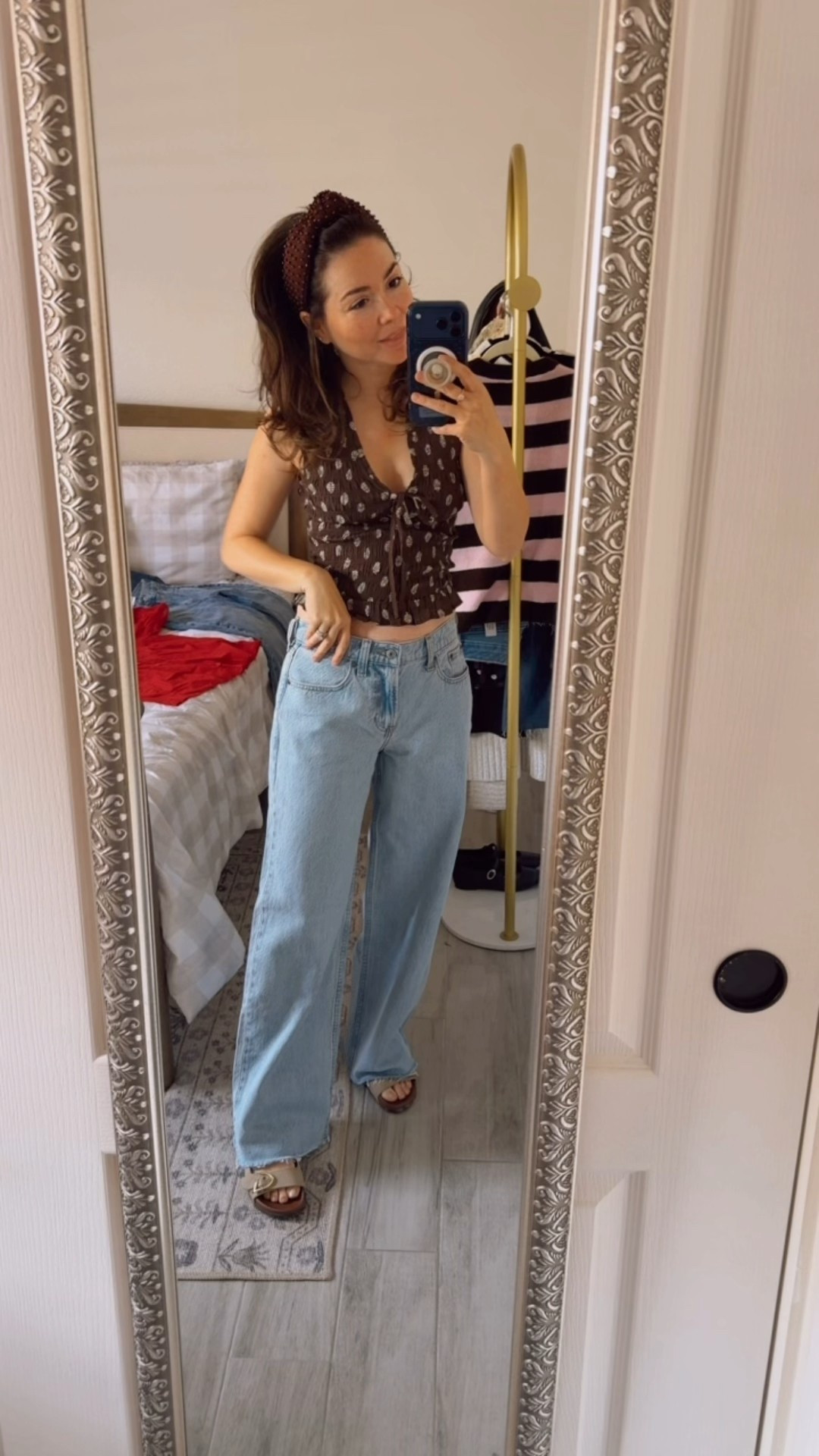 This is one of those outfits that feels fun but still easy to wear.
The fitted top balances out wide-leg denim perfectly on a 5’2 frame, and the lighter wash keeps it feeling fresh for warm days.
Comfortable, flattering pieces I’ll keep reaching for—great cost-per-wear staples.

#LTKPetite #LTKSaleAlert