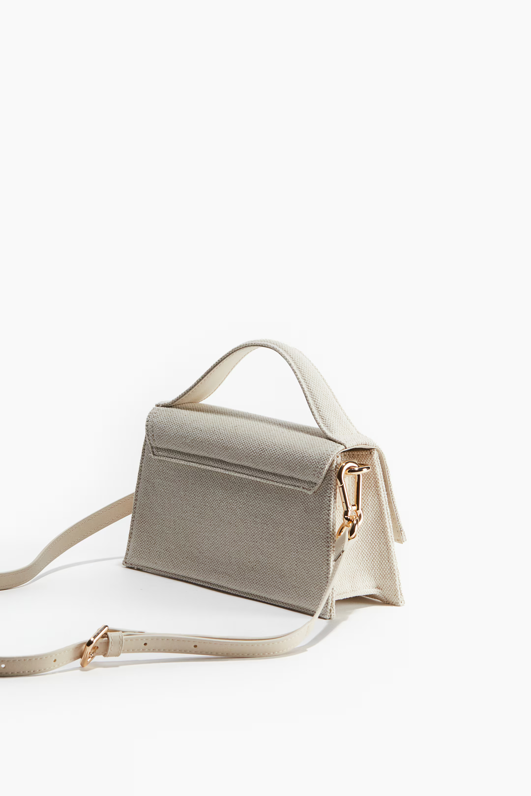 Crossbody bag | H&M (UK, MY, IN, SG, PH, TW, HK)