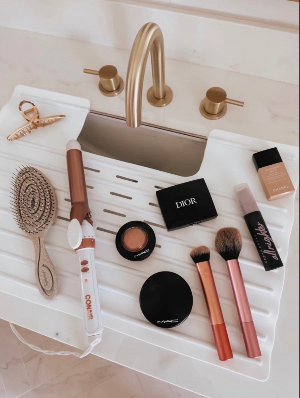 Perfect tools for a quick beauty fix!

#LTKBeauty