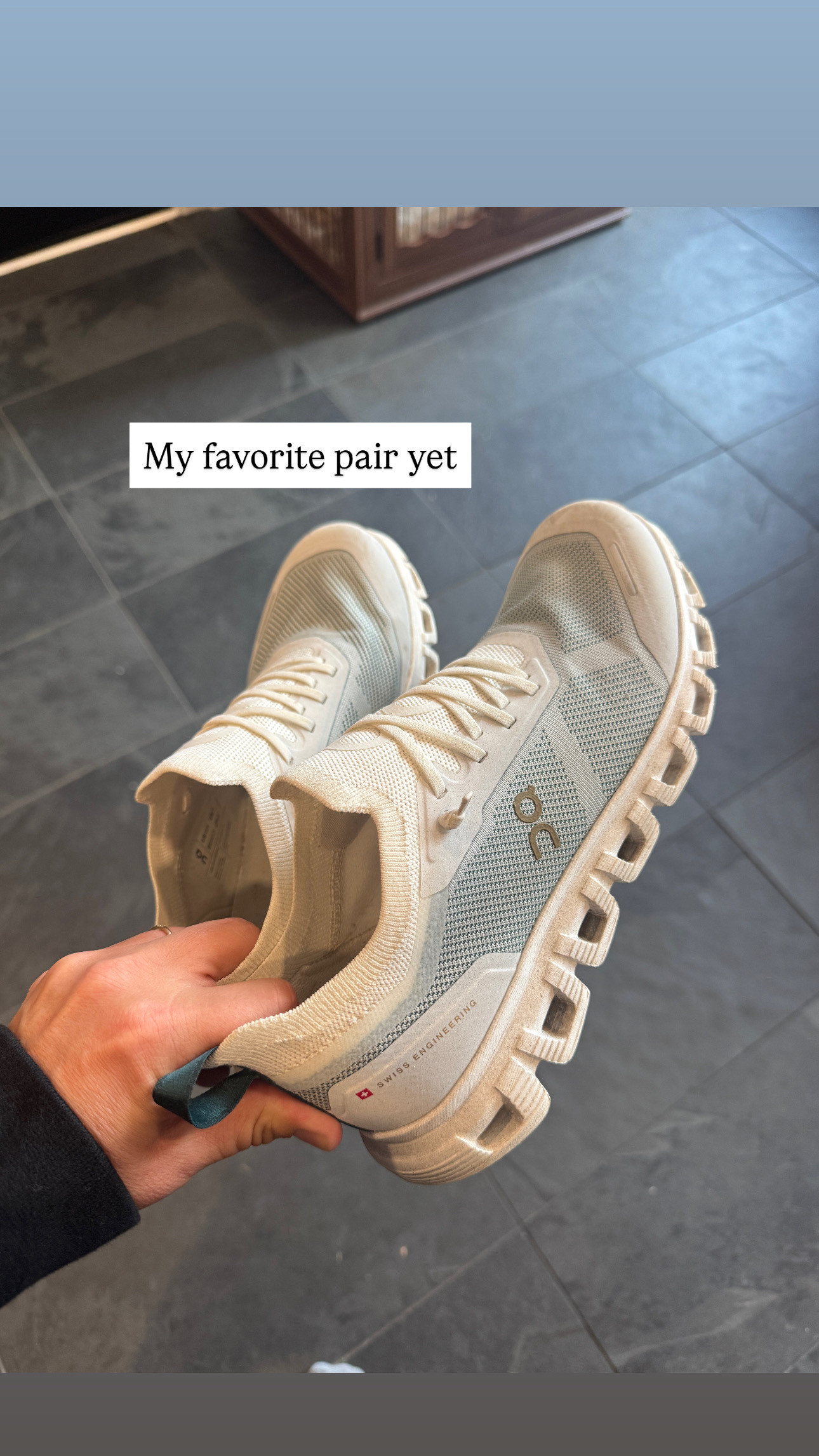 Love these new Clouds 

 #LTKootd