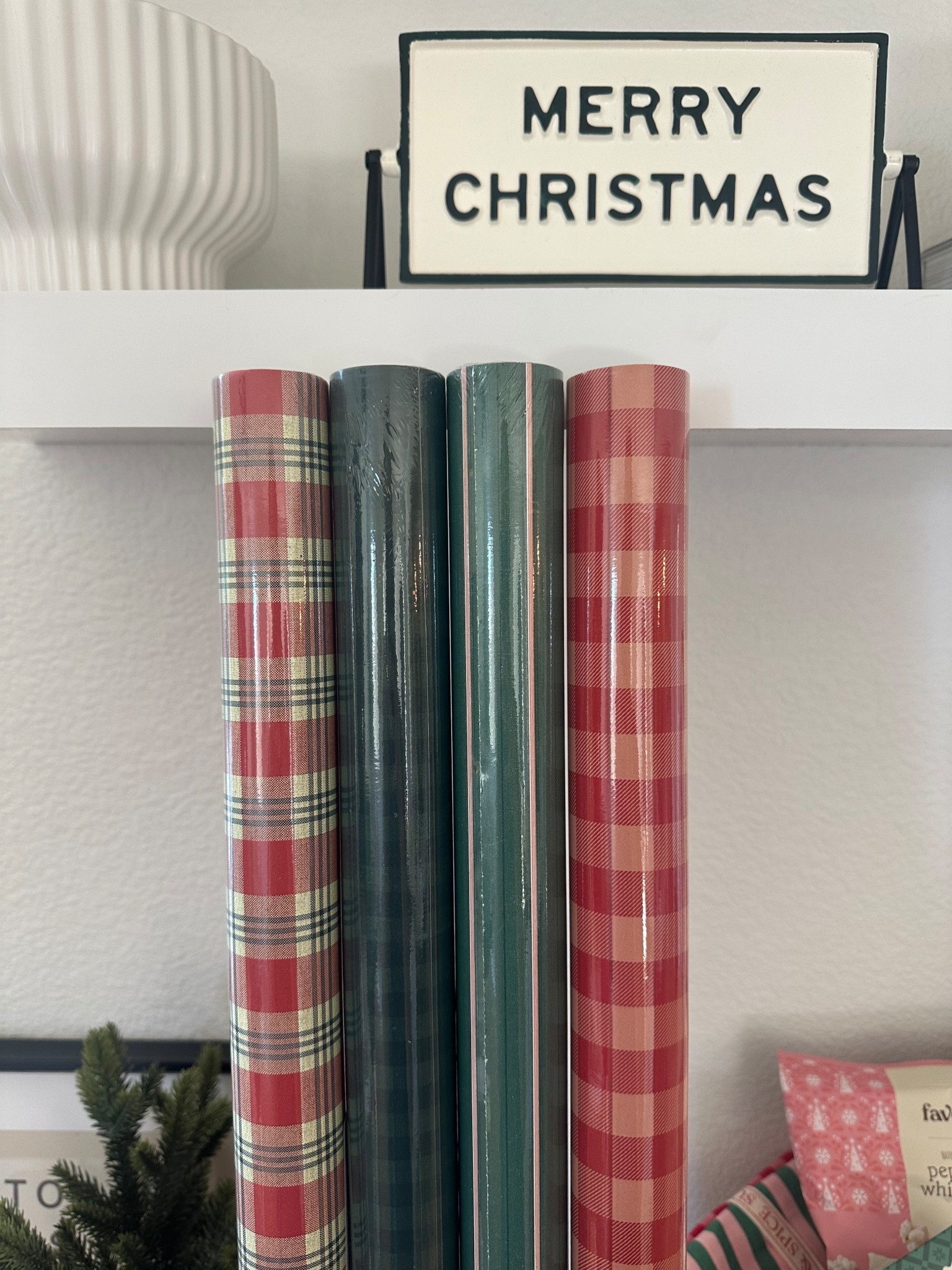 Christmas Gift Wrap

Wrapping paper, Christmas finds, Christmas gift guide 

#LTKHoliday #LTKGiftGuide #LTKSeasonal