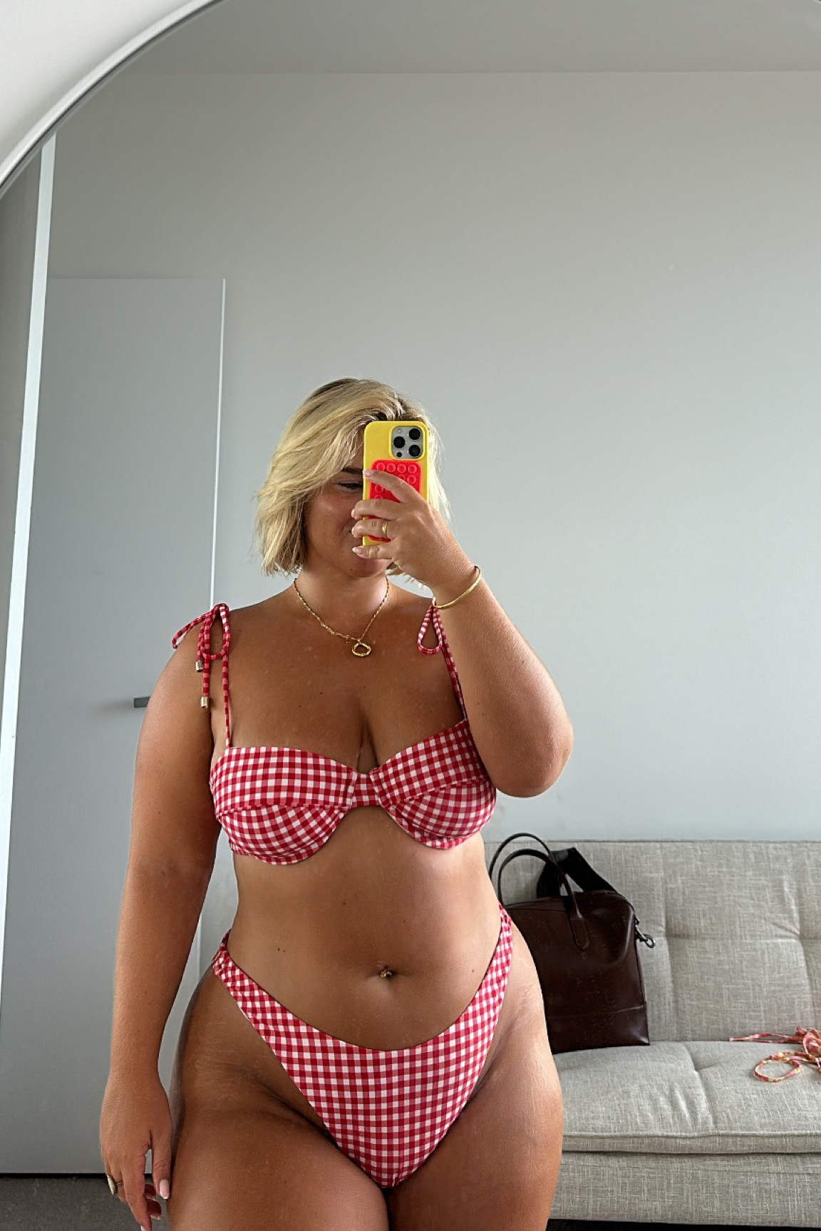 Pool party attire from beginning boutique! 

Sized as a 16 but could’ve sized down if needed 


#LTKmidsize #LTKswim #LTKaustralia
