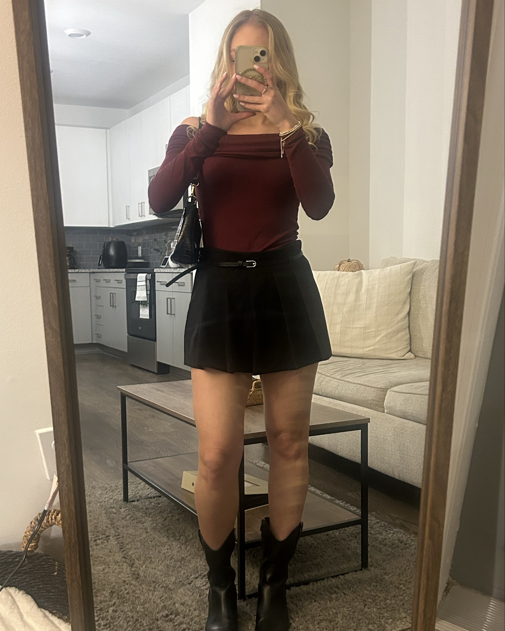 Saturday night in Nashville ootd 🪞🤠

#LTKFindsUnder100 #LTKFindsUnder50 #LTKPetite