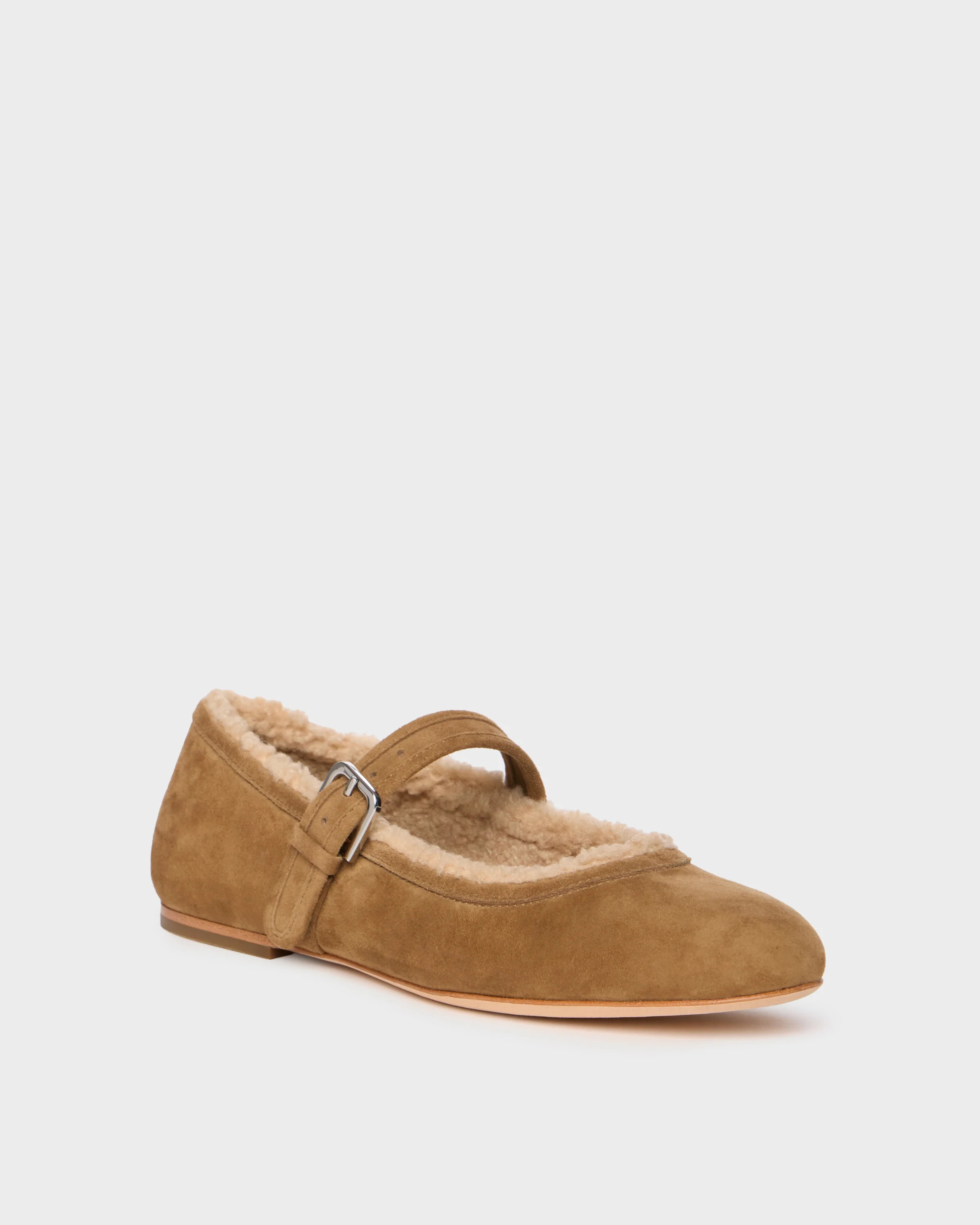 Joelle Flat | Paige