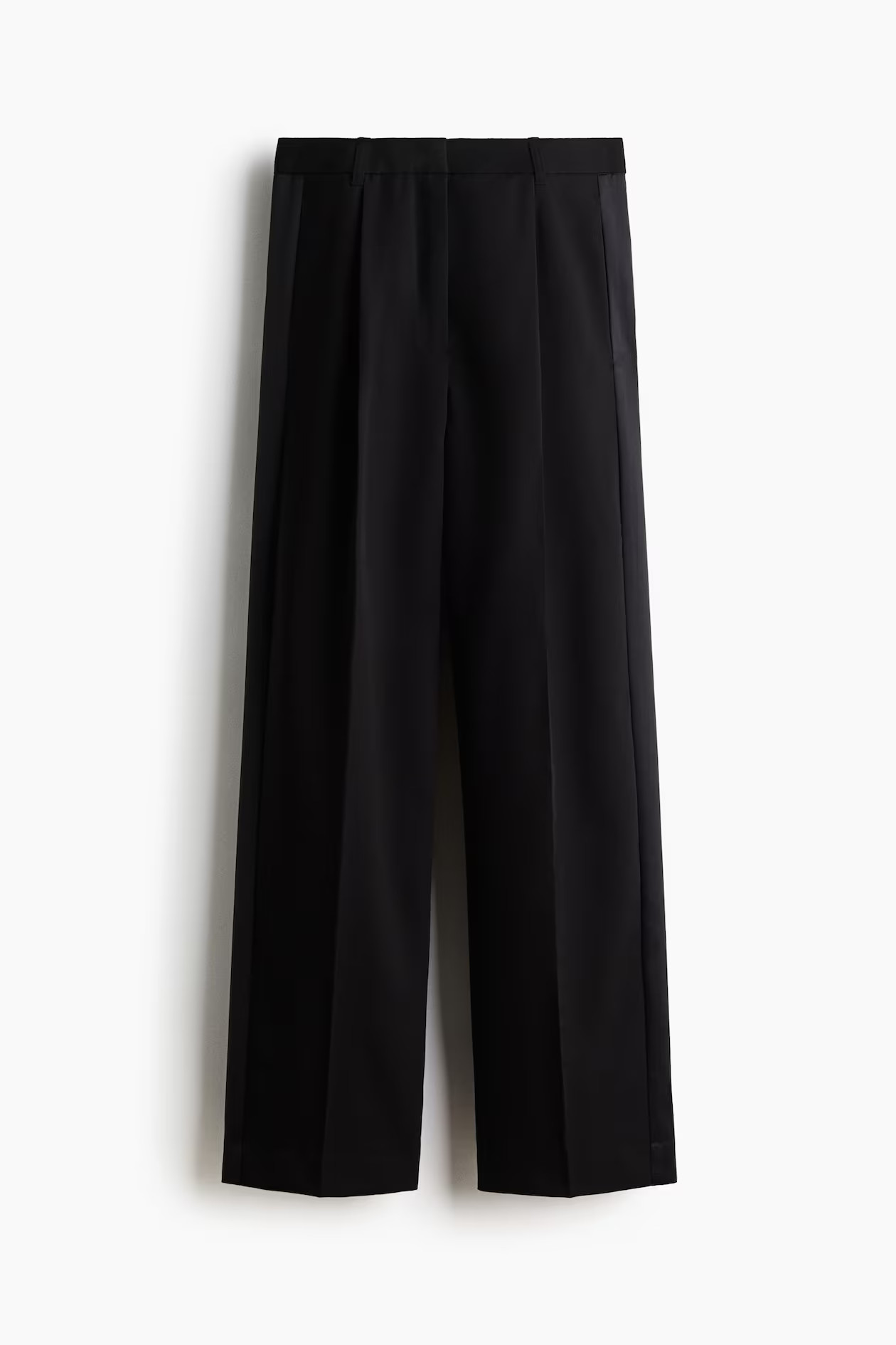 Tuxedo trousers | H&M (UK, MY, IN, SG, PH, TW, HK)
