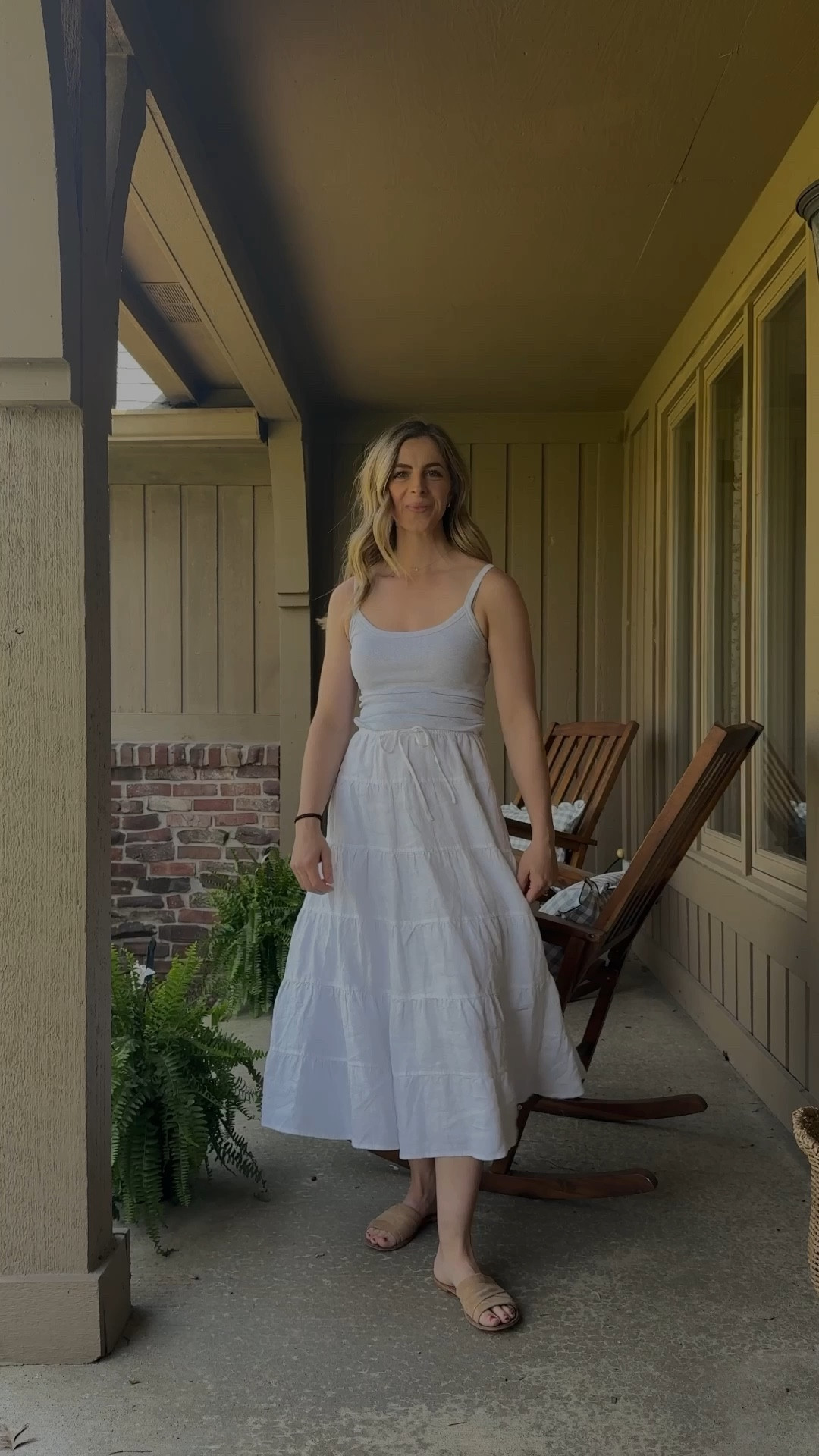 My favorite skirt right now! So comfy + goes with so many things!! 

#LTKStyleTip #LTKHome #LTKSeasonal