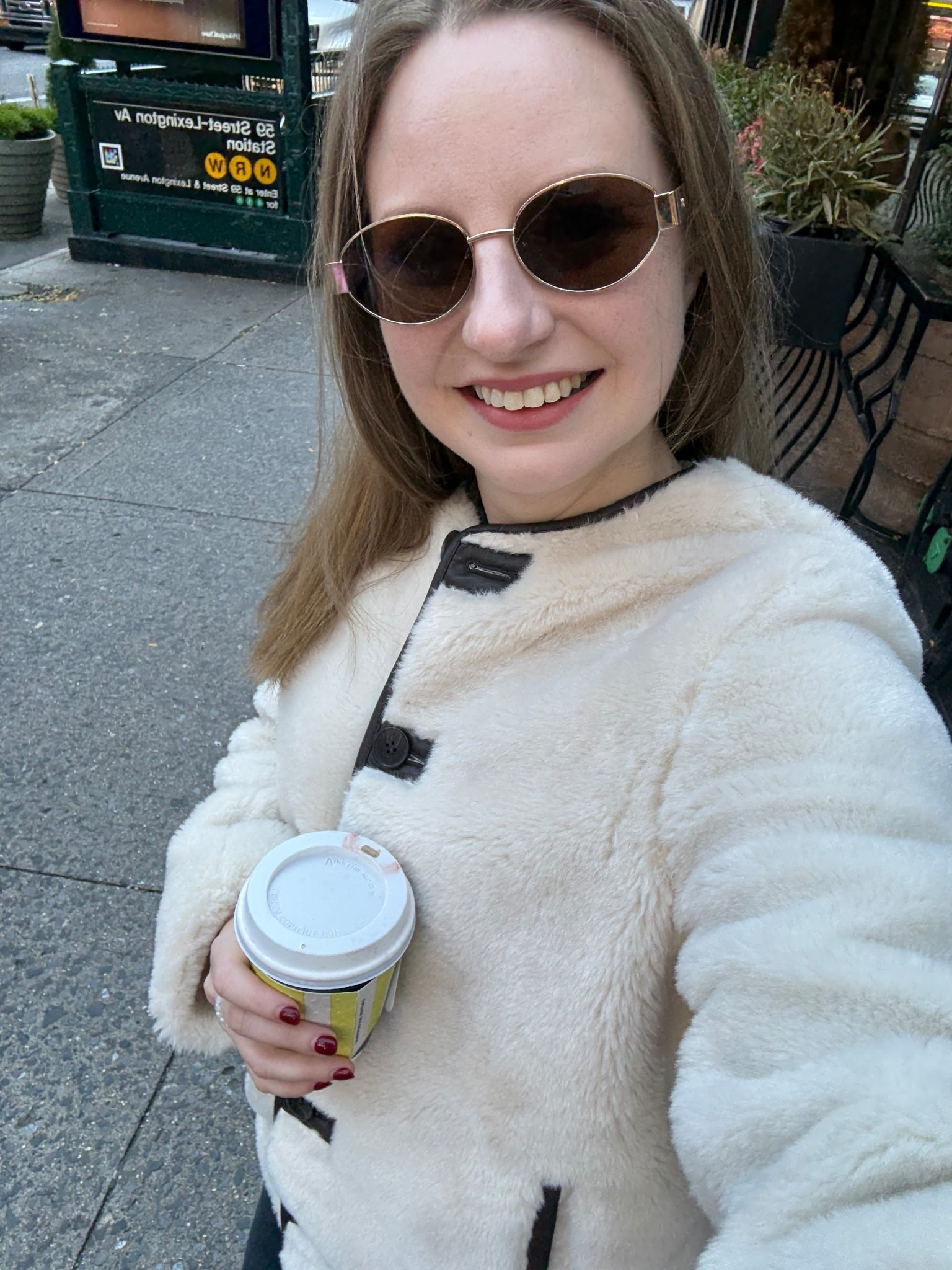 Absolutely love this new shearling coat from H&M 🖤

#LTKWorkwear #LTKSeasonal #LTKFindsUnder100