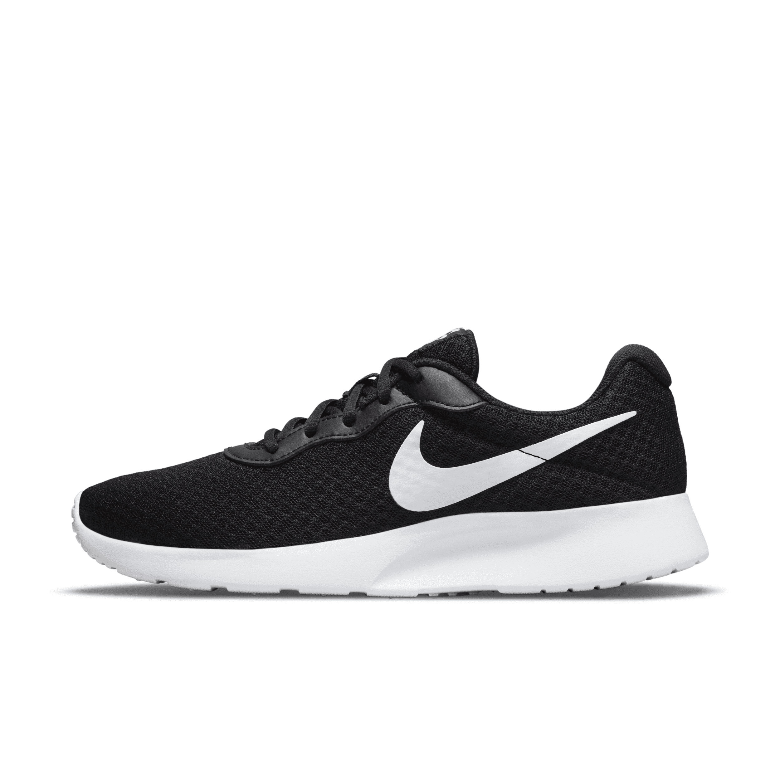 Nike Women's Tanjun Shoes in Black | DJ6257-004 | Nike (US)