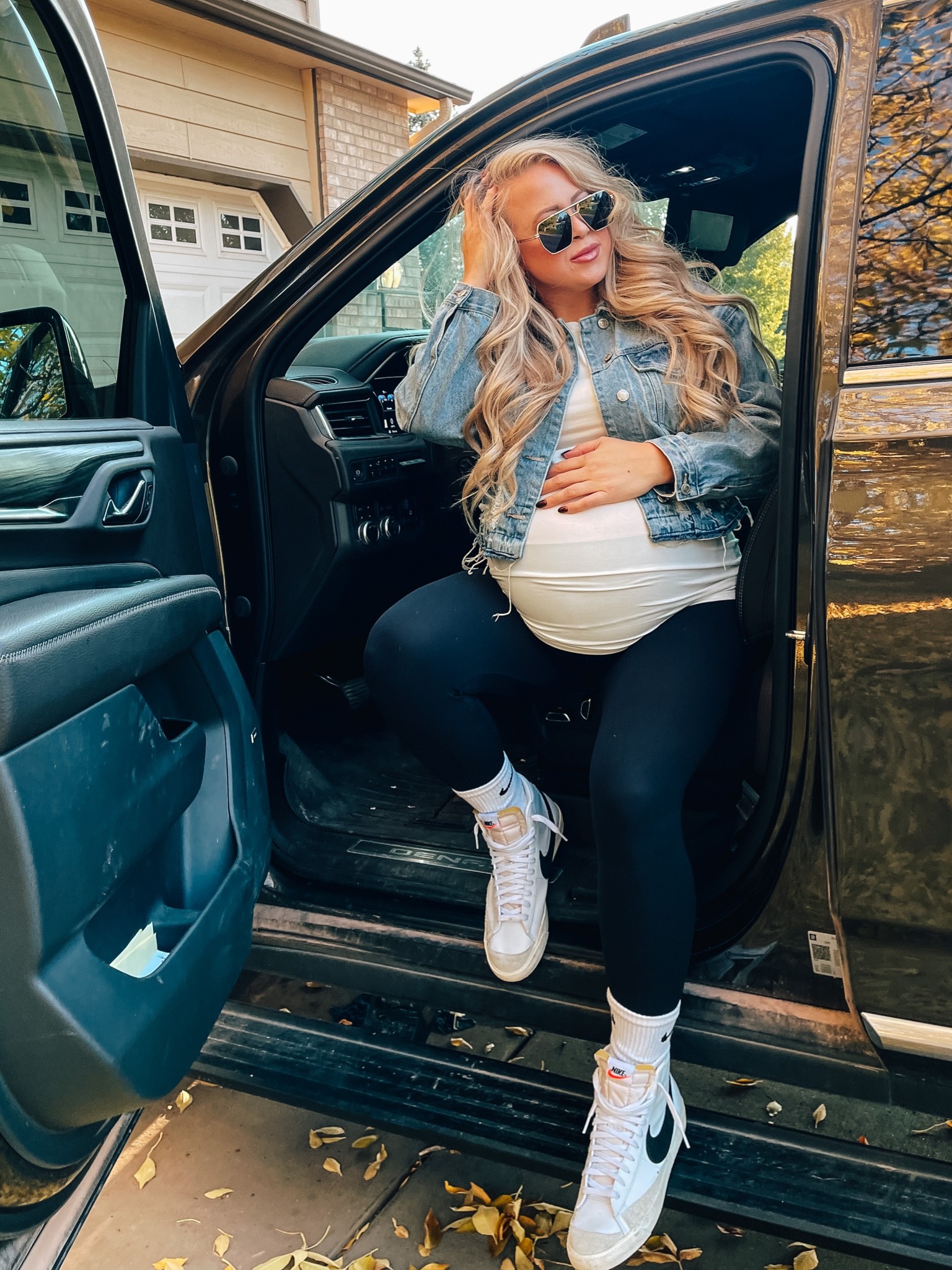 Bump style 

Nike blazer / lululemon leggings / 

#LTKfit #LTKbump #LTKshoecrush