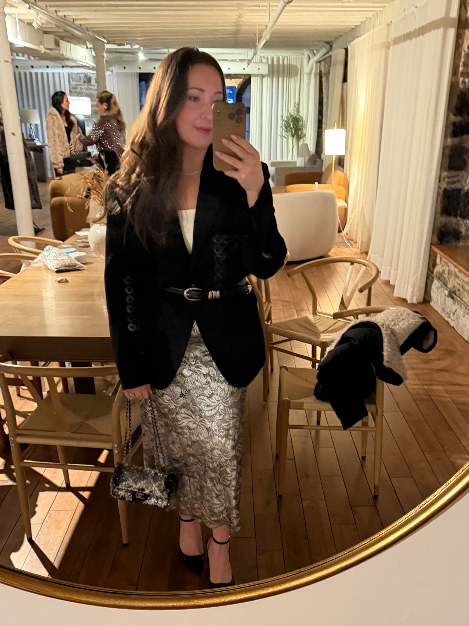 ✨ Montreal Night Out Outfit | Bachelor Party Style Inspo ✨

Stepping out in Montreal for a bachelor celebration in the dreamiest mix of textures ✨ This look is all about elevated night-out dressing with statement pieces that feel both chic and effortless.

Wearing a metallic floral lace midi skirt by Rabanne paired with a structured blazer from Aritzia for that perfect high-low balance. Styled with a classic leather belt from Madewell to cinch the waist, sleek heels by Jessica Simpson, and finished with a statement sequin bag from Chanel for the ultimate glam touch.

This is your sign to mix feminine textures with tailored pieces for a polished night-out look—perfect for bachelorettes, date nights, or any upscale evening plans.

#LTKMidsize #LTKootd #LTKSaleAlert