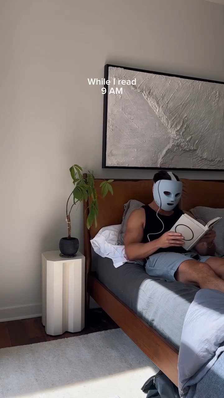 Solo date day looks like this 🕯️

Been using @sharkbeauty CryoGlow on my rest days — feels like the perfect recharge ahead of the week ✅

#LTKMens #LTKBeauty