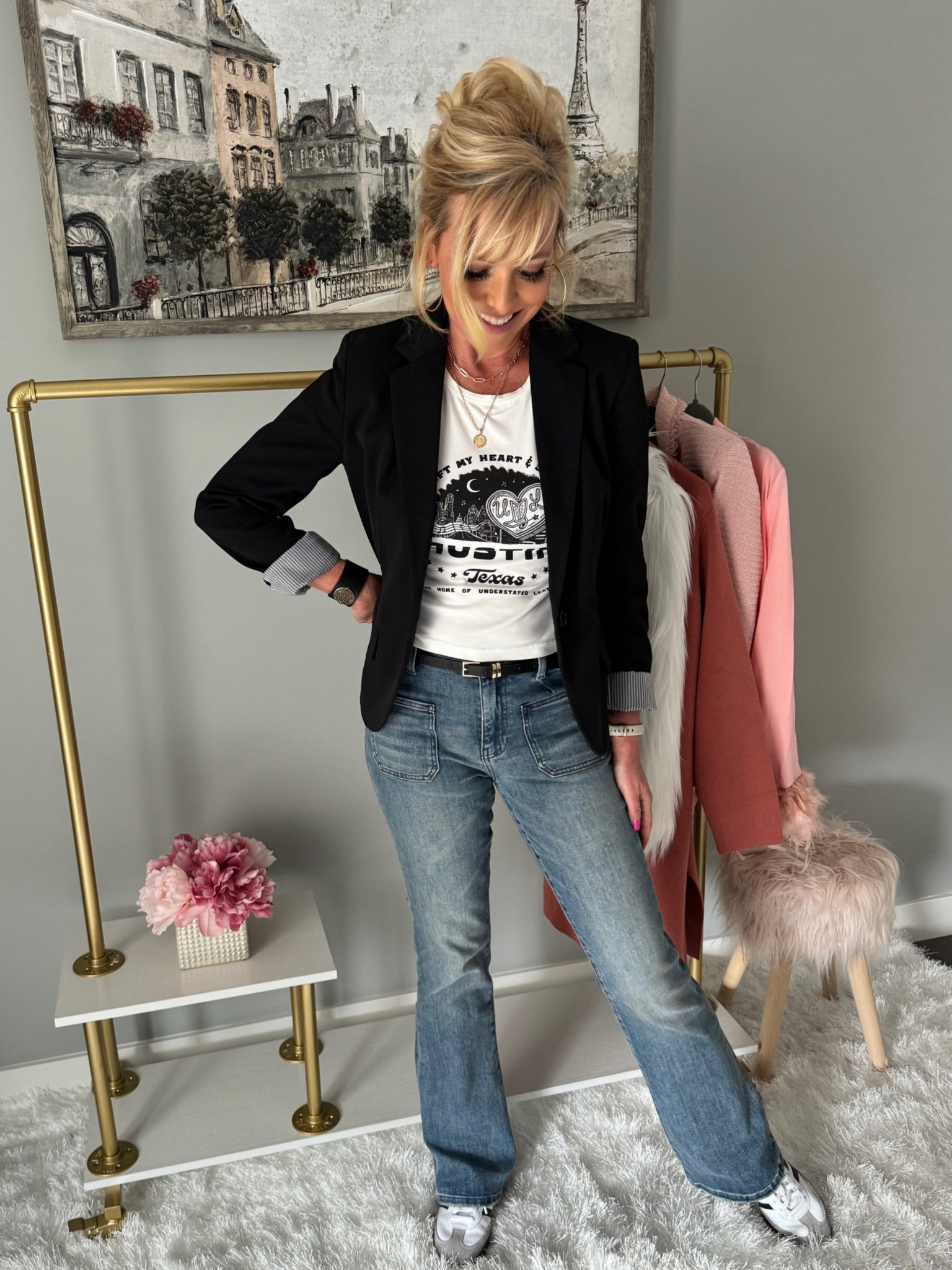 Graphic tee, blazer and jeans is always a good idea #graphictees #denim 

#LTKfindsunder100 #LTKover40 #LTKstyletip