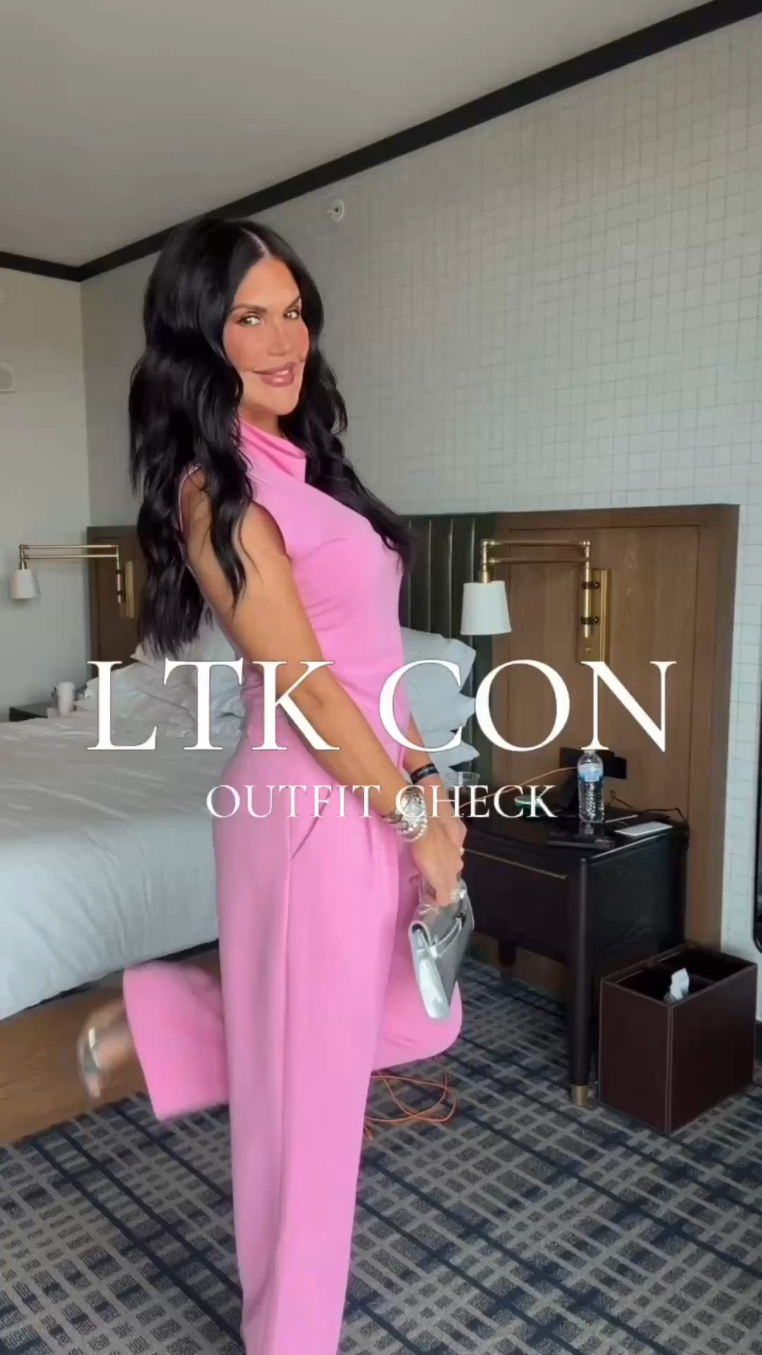 In case you missed it 💋

Everything’s much cuter in pink. 🩷 loved this outfit so much I got it in a couple of different colors. It’s SO comfy! 🥰

#LTKootd #LTKCon #LTKgrwm