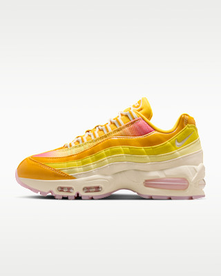 $200 | Nike (US)