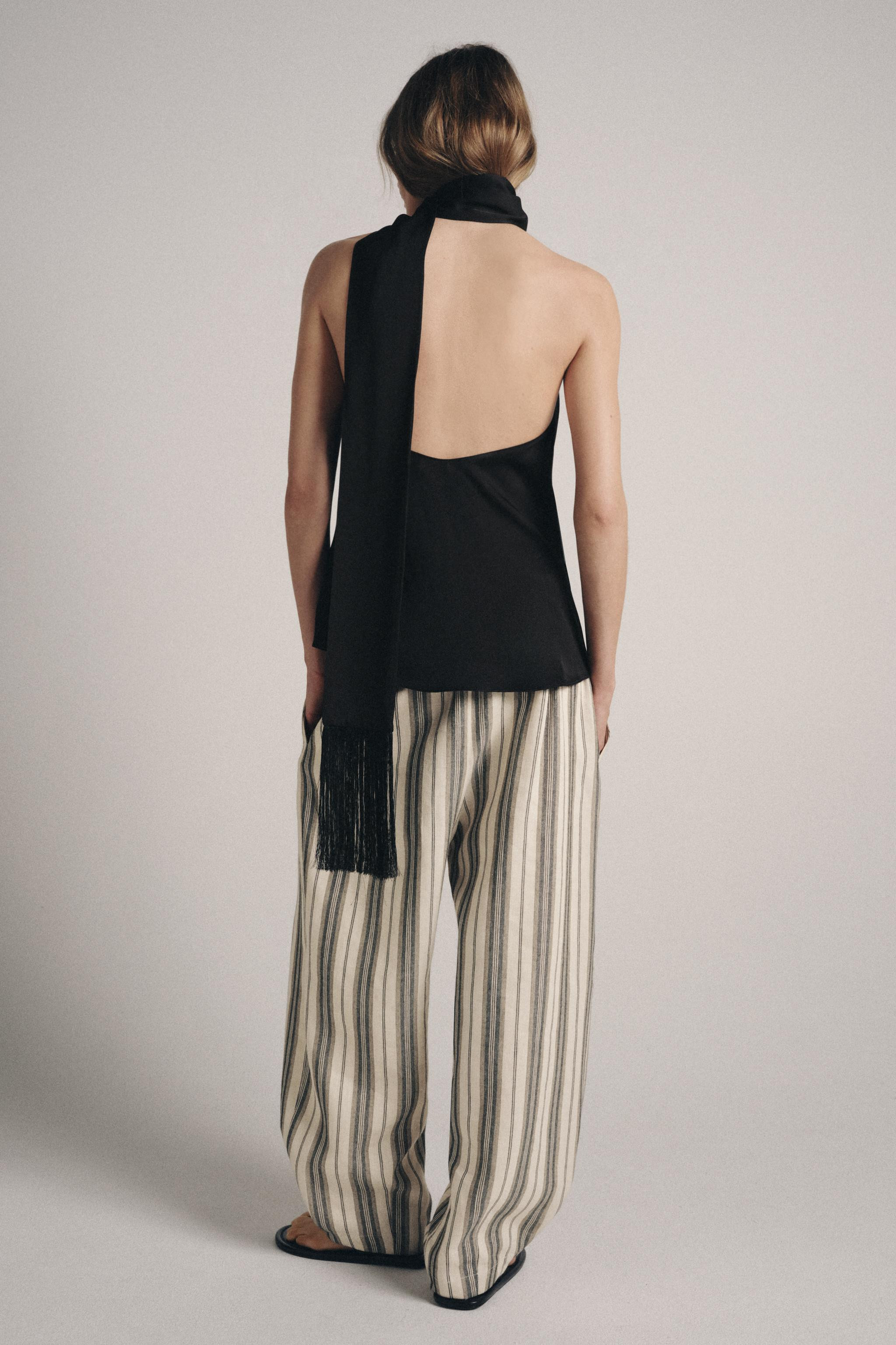 NECKHOLDER-TOP MIT FRANSENTUCH ZW COLLECTION | Zara DE