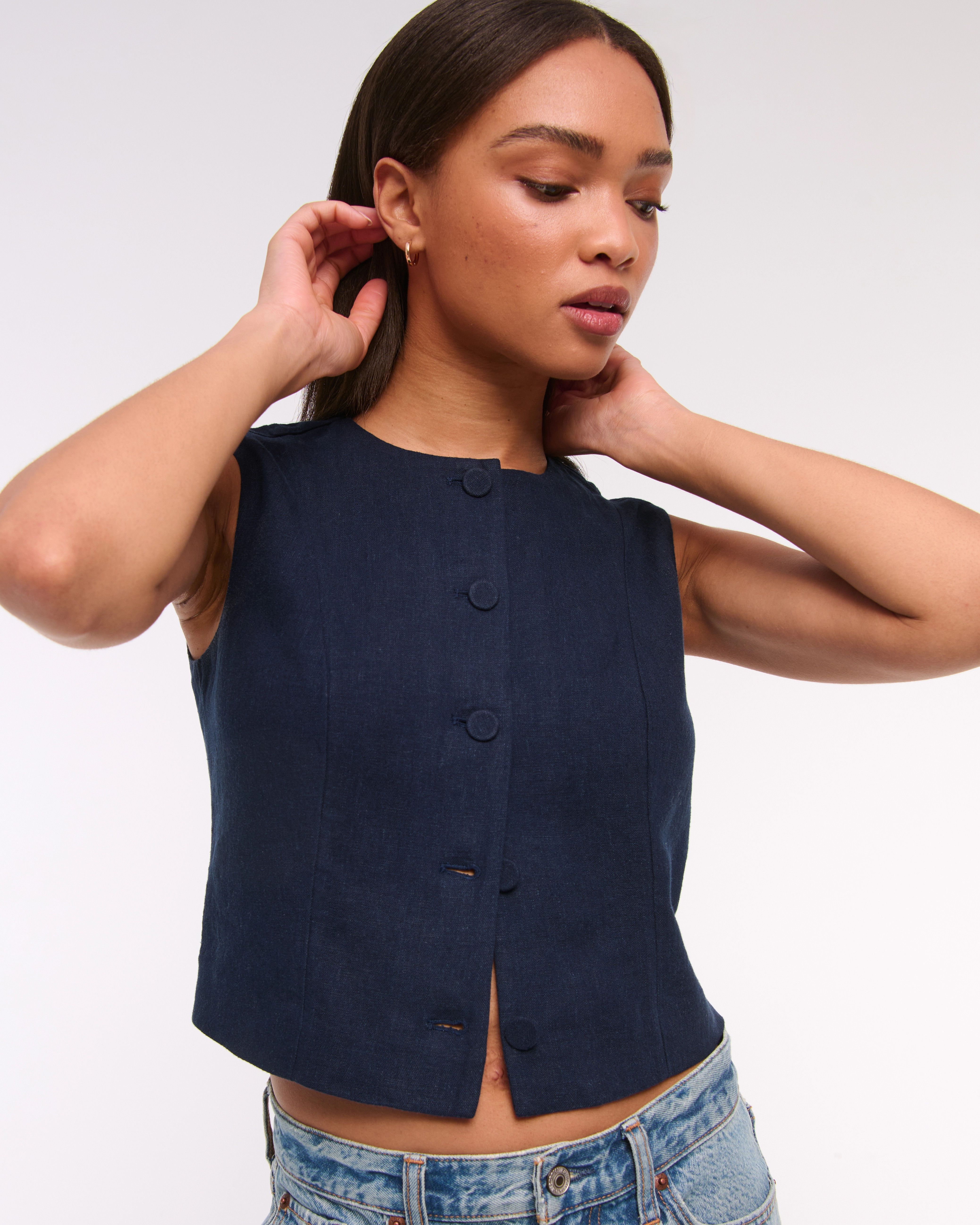 Cropped Linen-Blend Button-Through Vest | Abercrombie & Fitch (US)