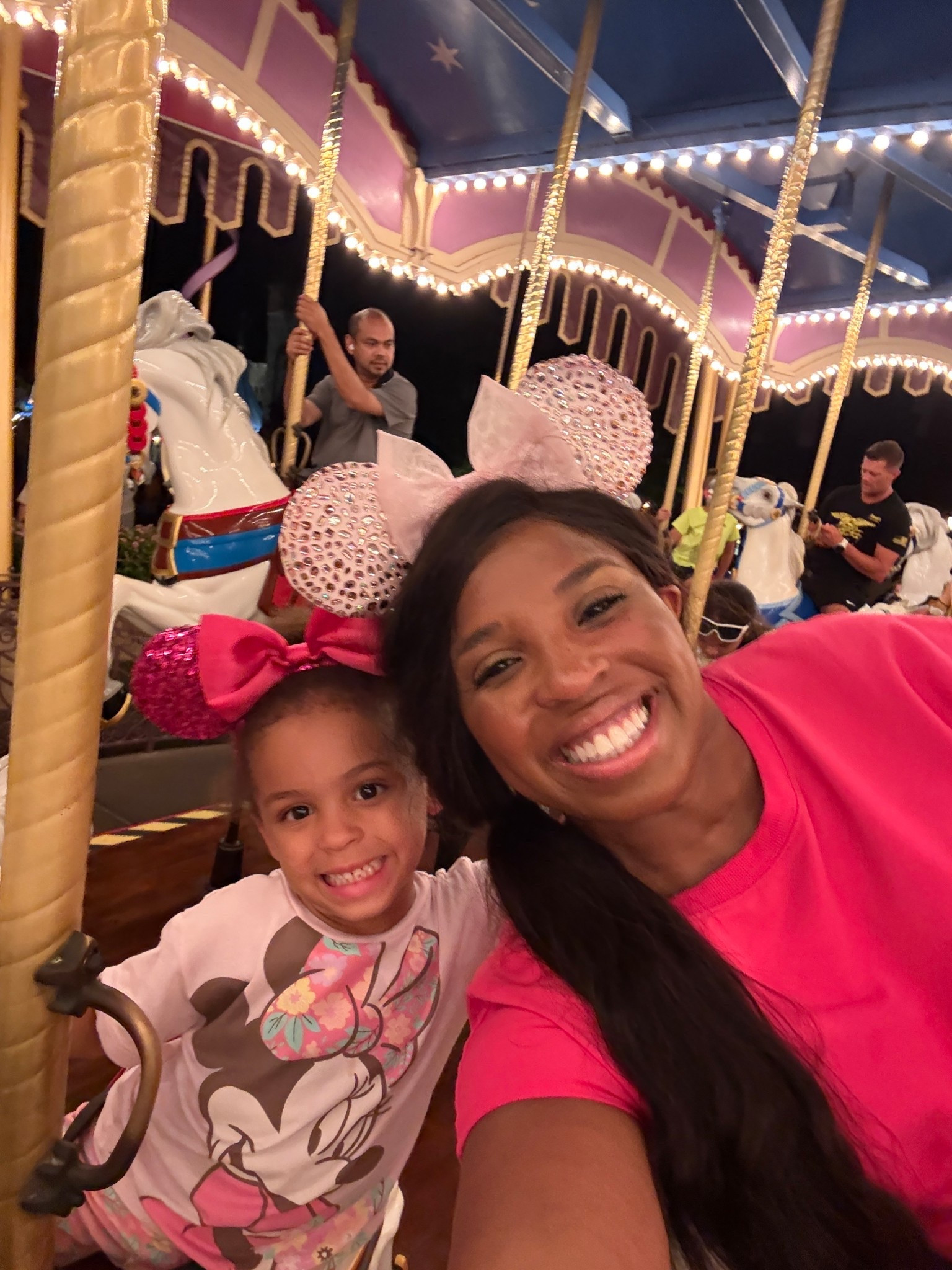 All my cute stuff from bauble bar and my sweet girl in her Minnie outfits!


#LTKTravel #LTKBaby #LTKFamily