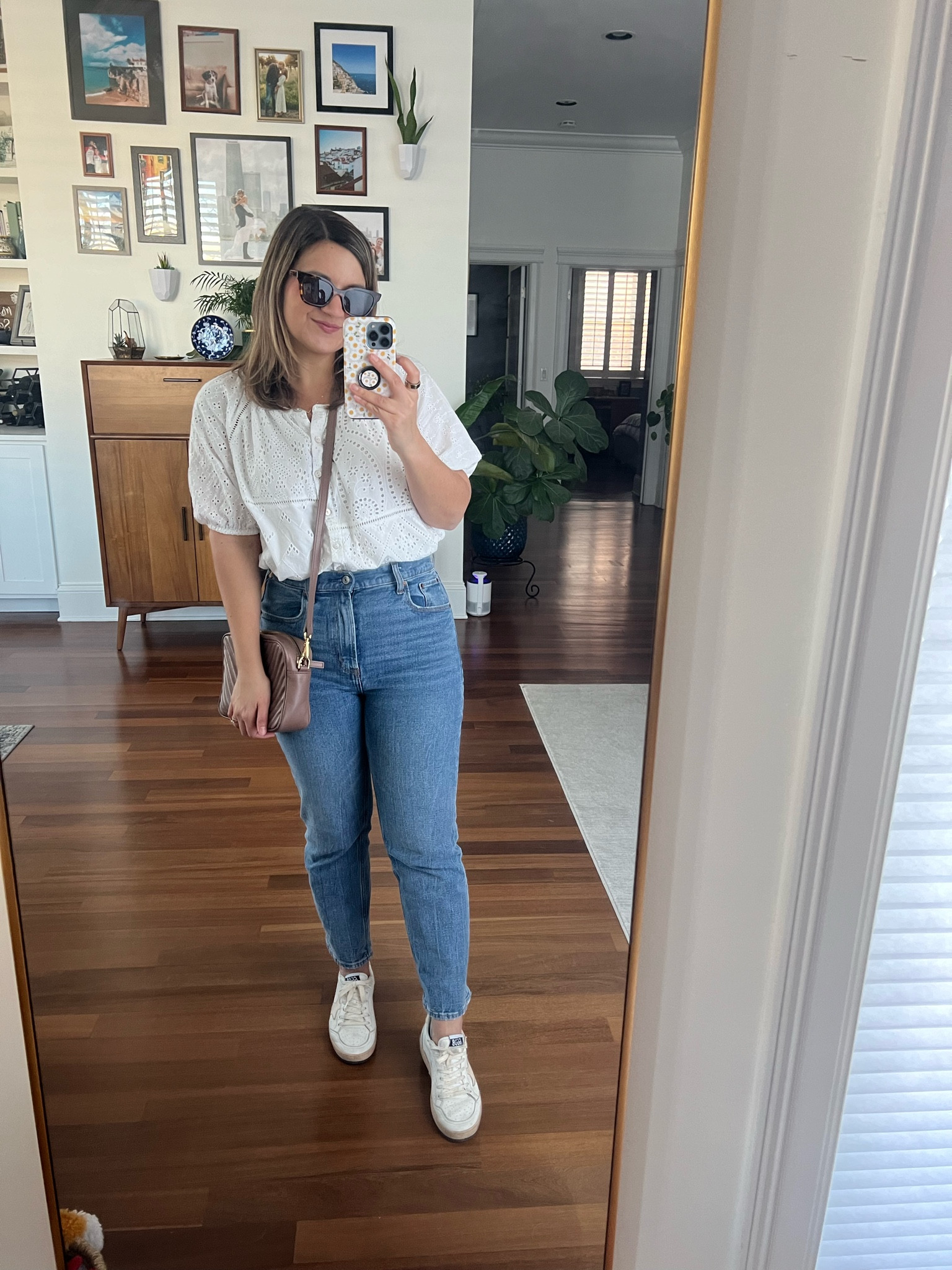 Jeans on sale! Run true to size - wearing 27 short.
Top is old but I linked similar! 

#LTKsalealert #LTKSeasonal #LTKfindsunder100