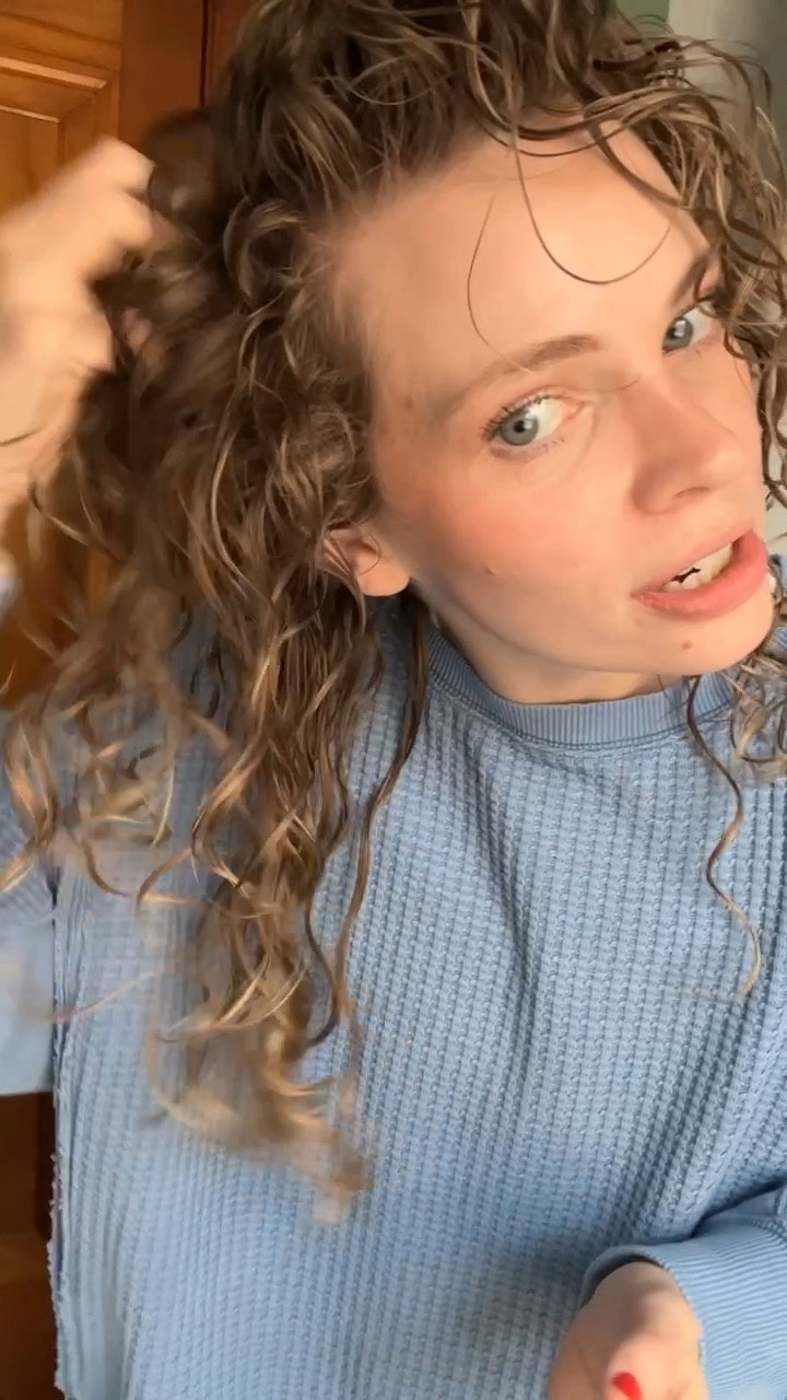 Curly hair products I use and love 😍